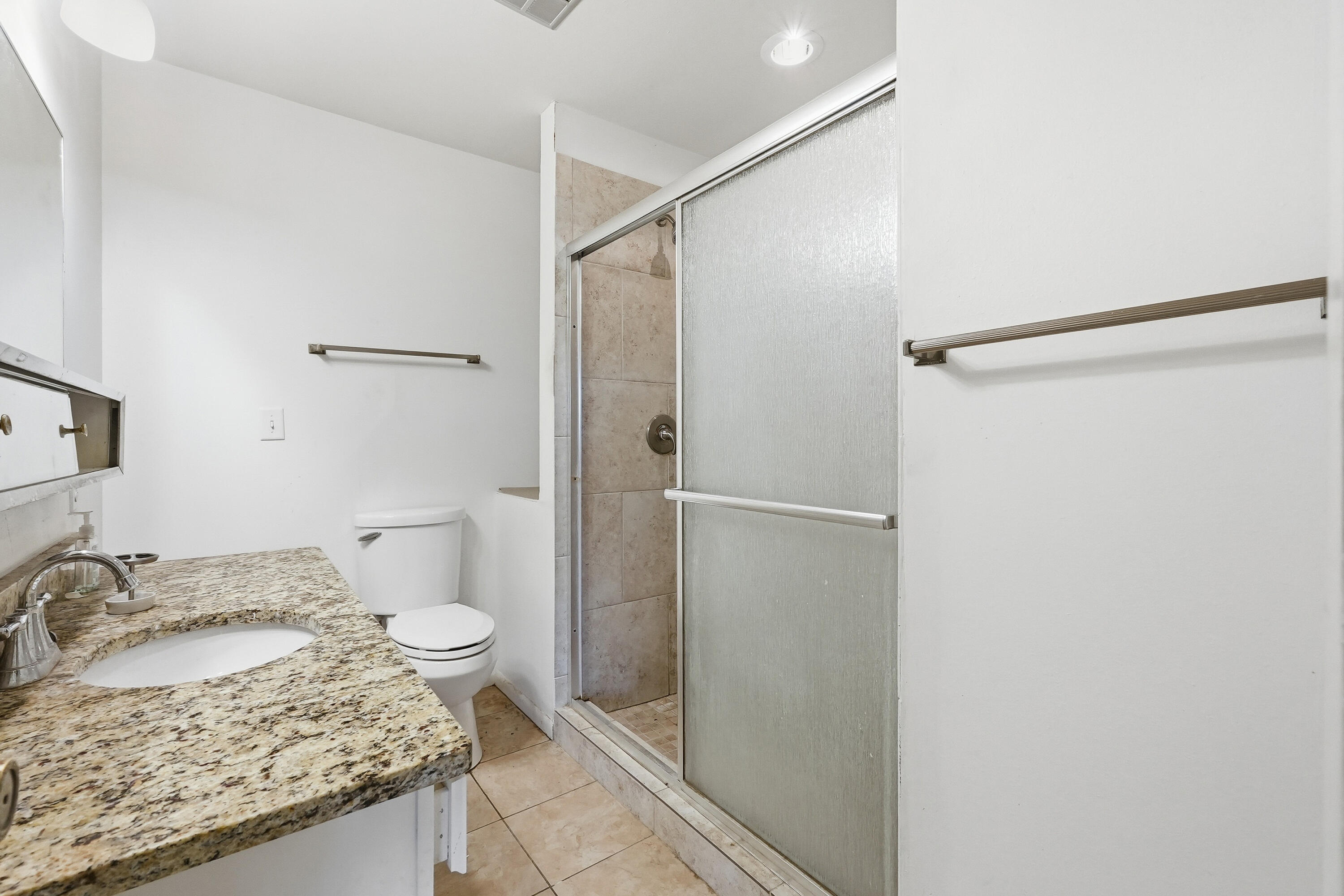 BAYOU POQUITO - Residential