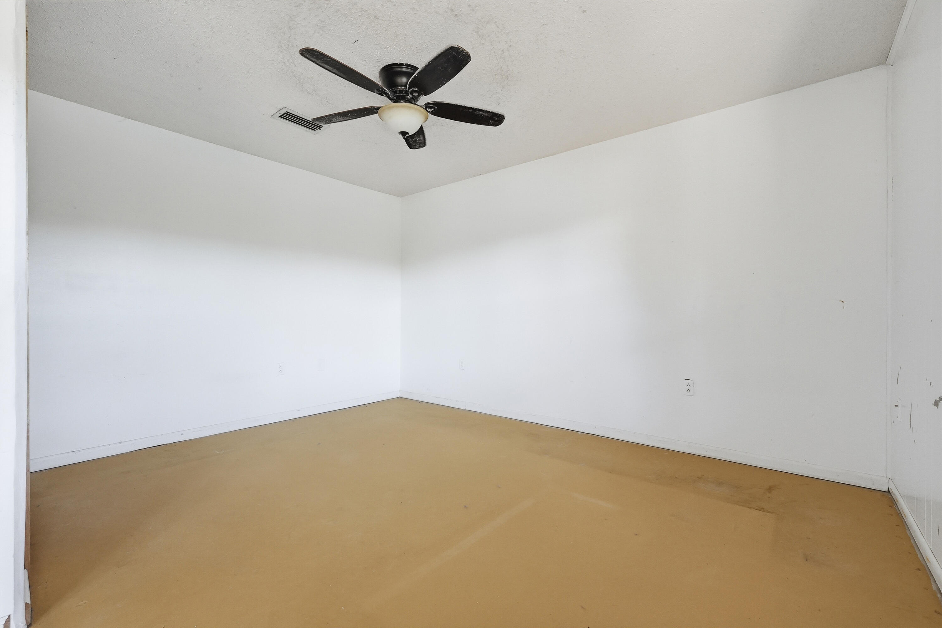 BAYOU POQUITO - Residential