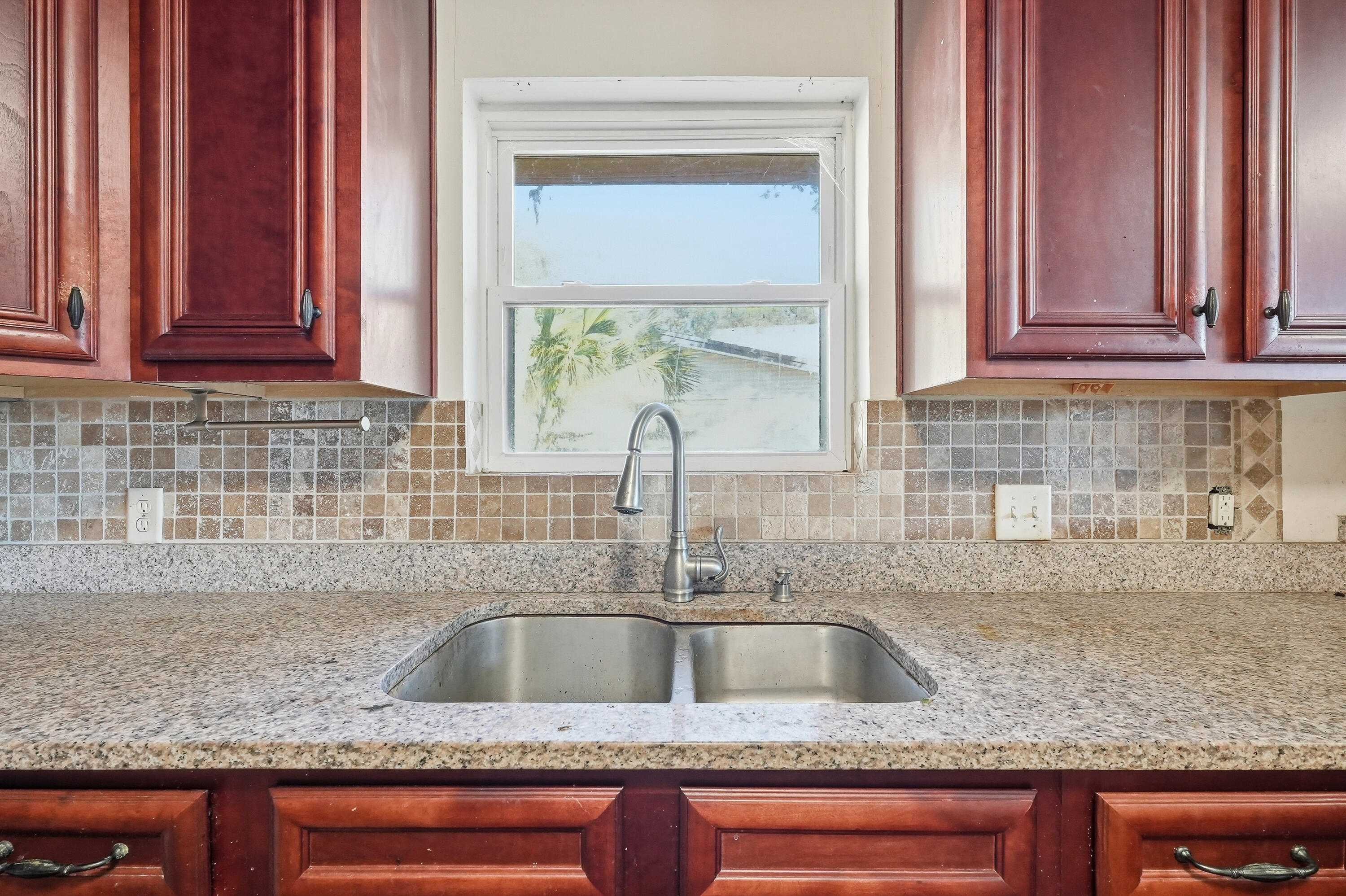 BAYOU POQUITO - Residential