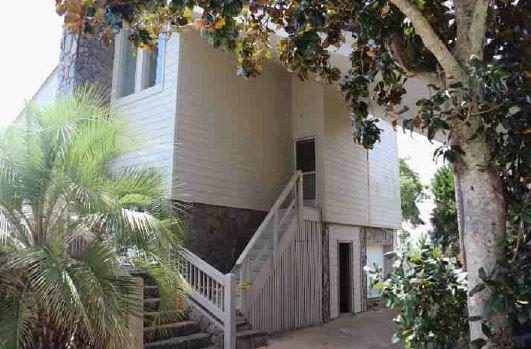 This beautiful home located on the Santa Rosa Sound boasts 3 bedrooms and 3 full bathrooms sitting on 0.75 acres of land. Built in 1979, you can't get enough of the view from the patio - perfect for parties or relaxation. With a fireplace for those chilly nights, open up the windows and enjoy the nice cool breeze blowing off the water. Come take a look and bid and on beauty!