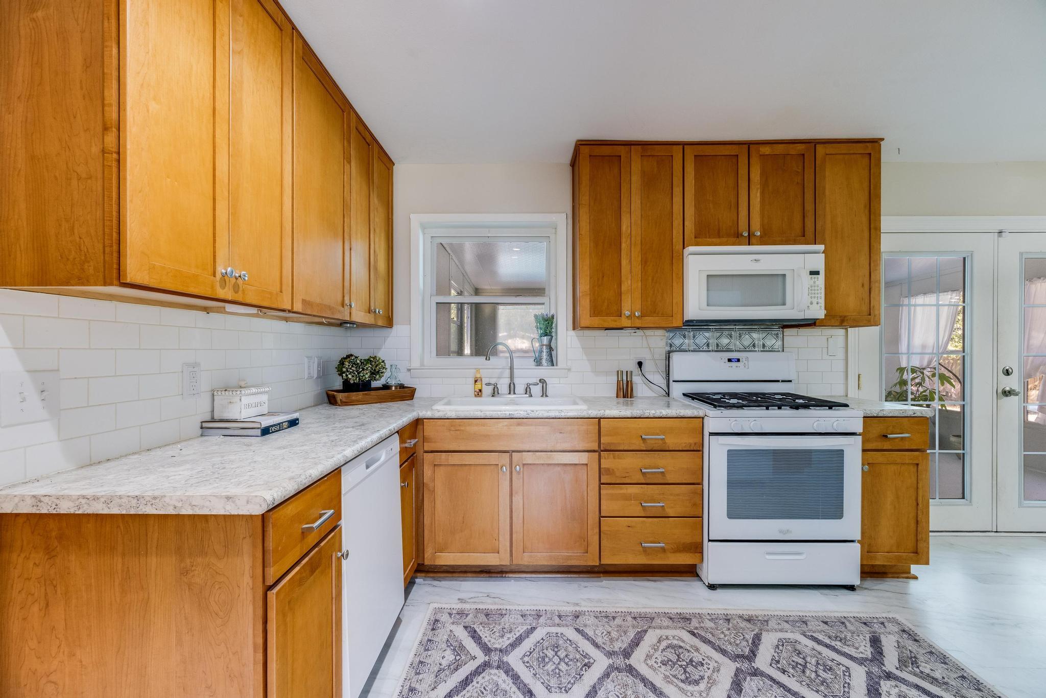 COLONY ESTATES - Residential