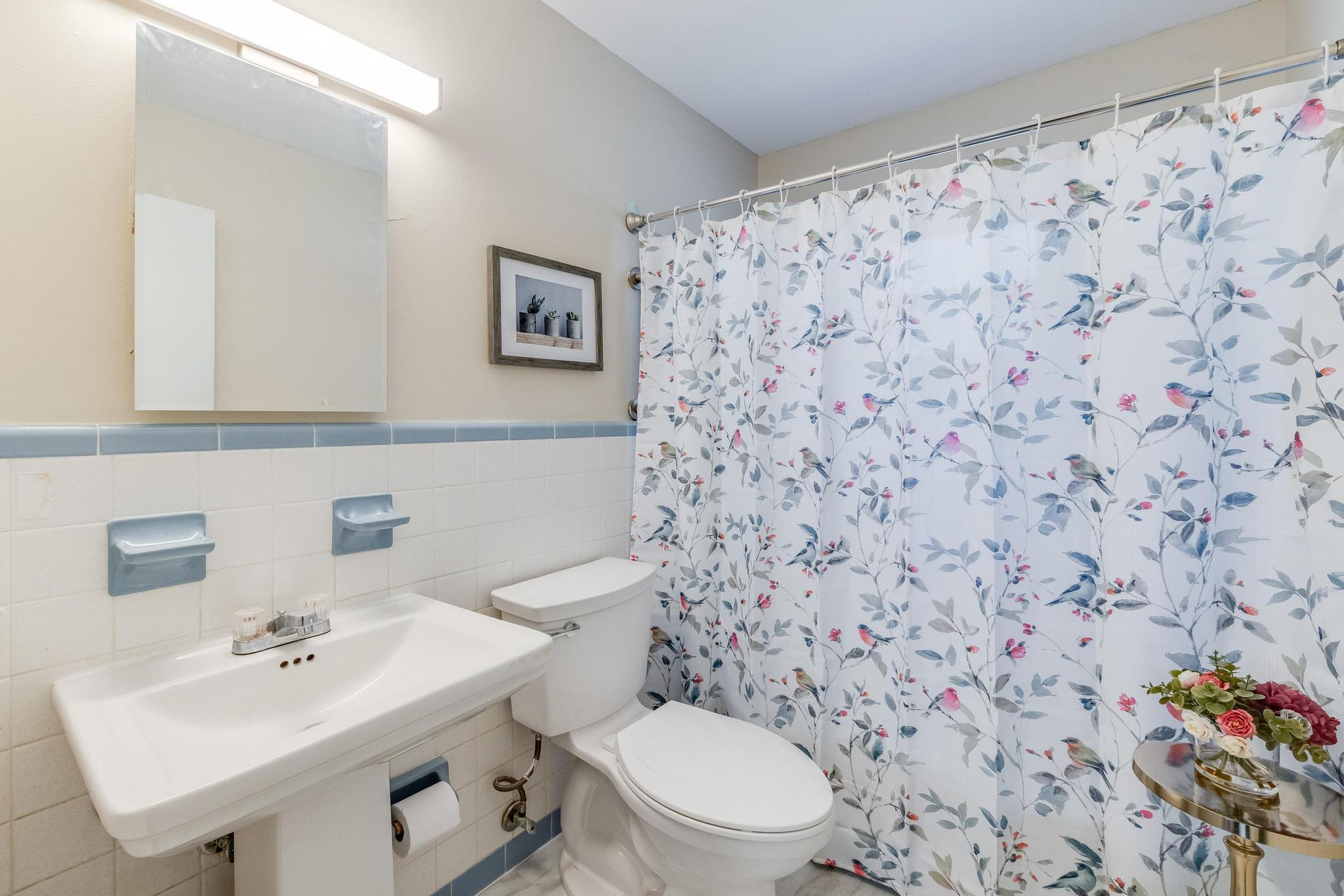 COLONY ESTATES - Residential