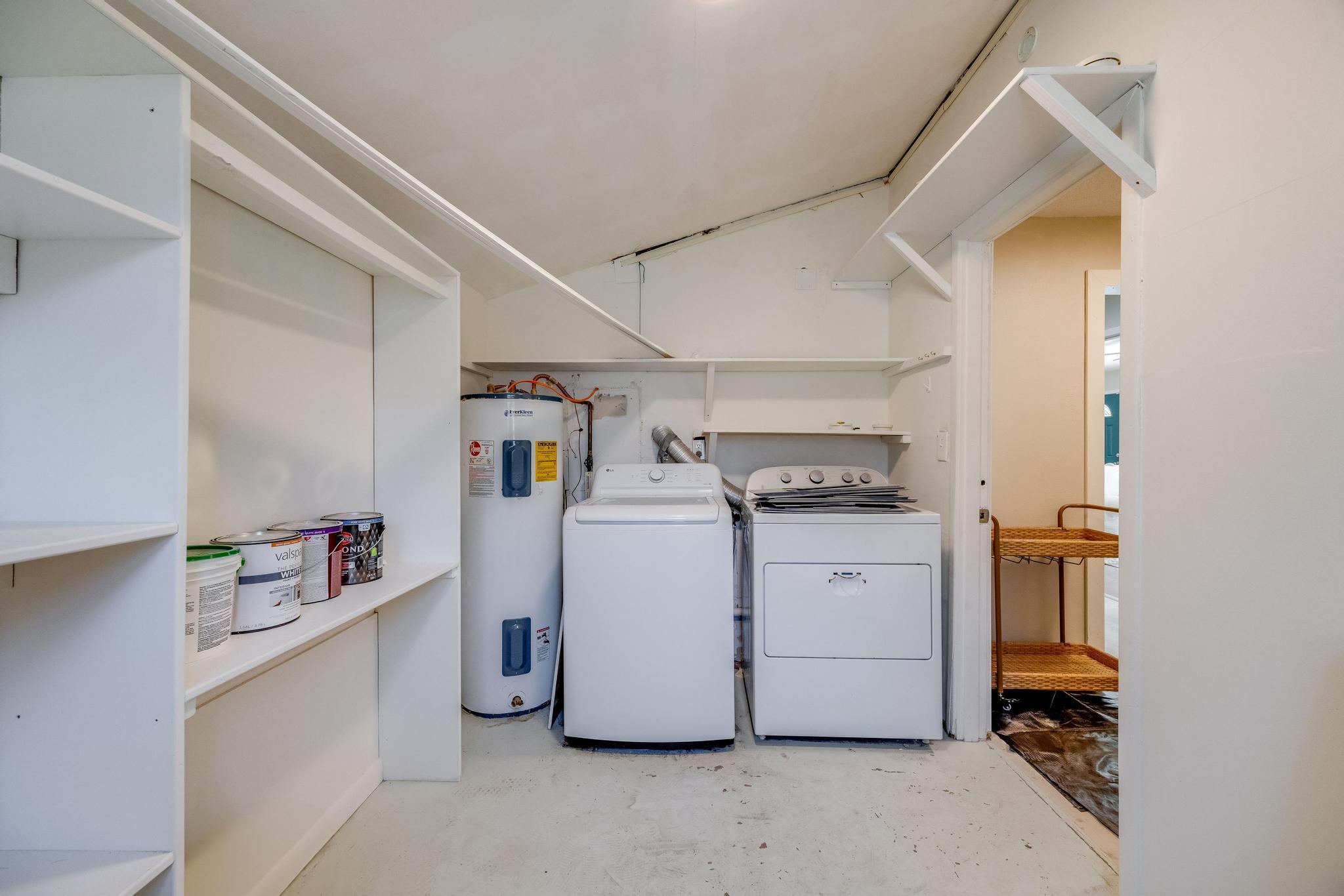 COLONY ESTATES - Residential