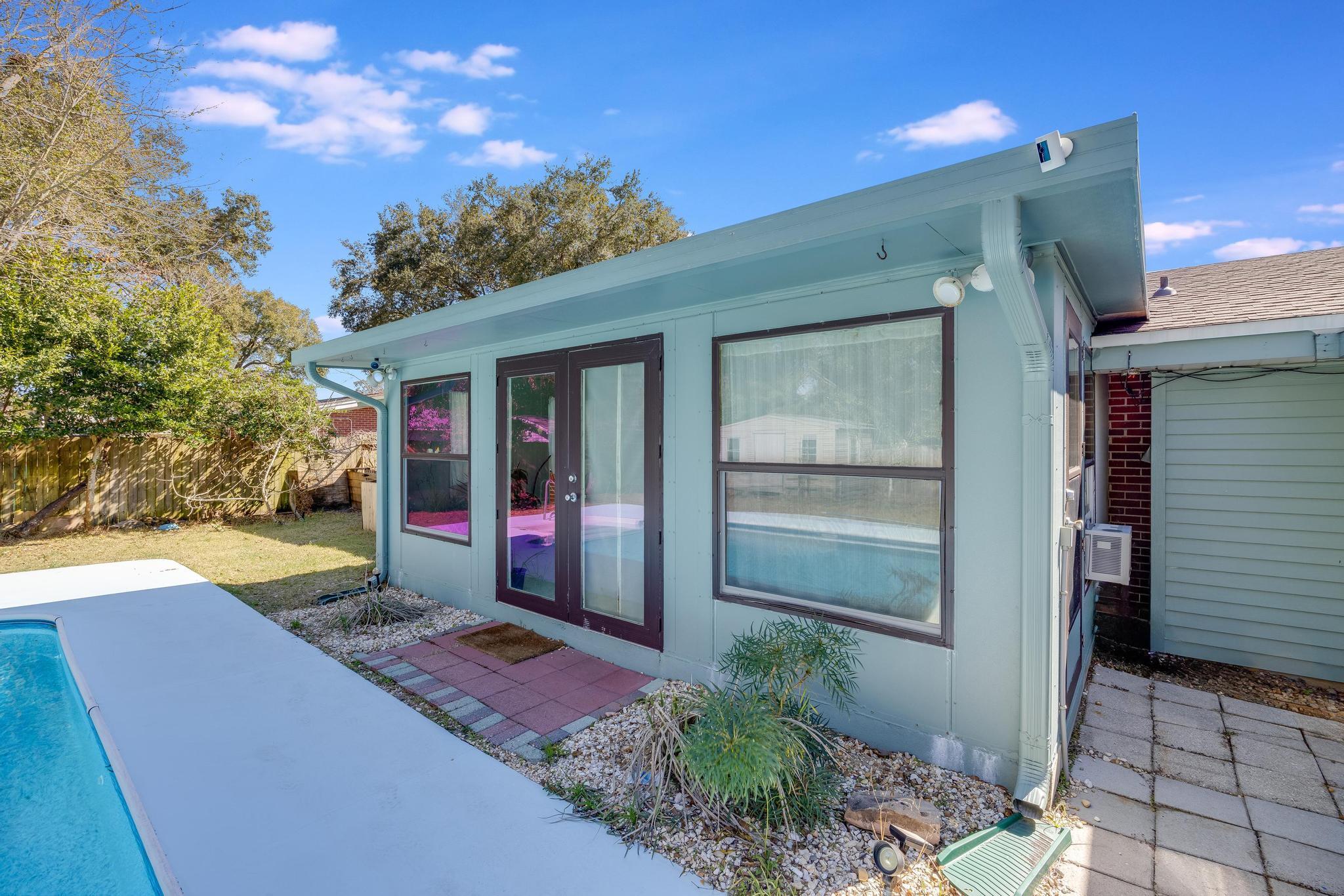 COLONY ESTATES - Residential