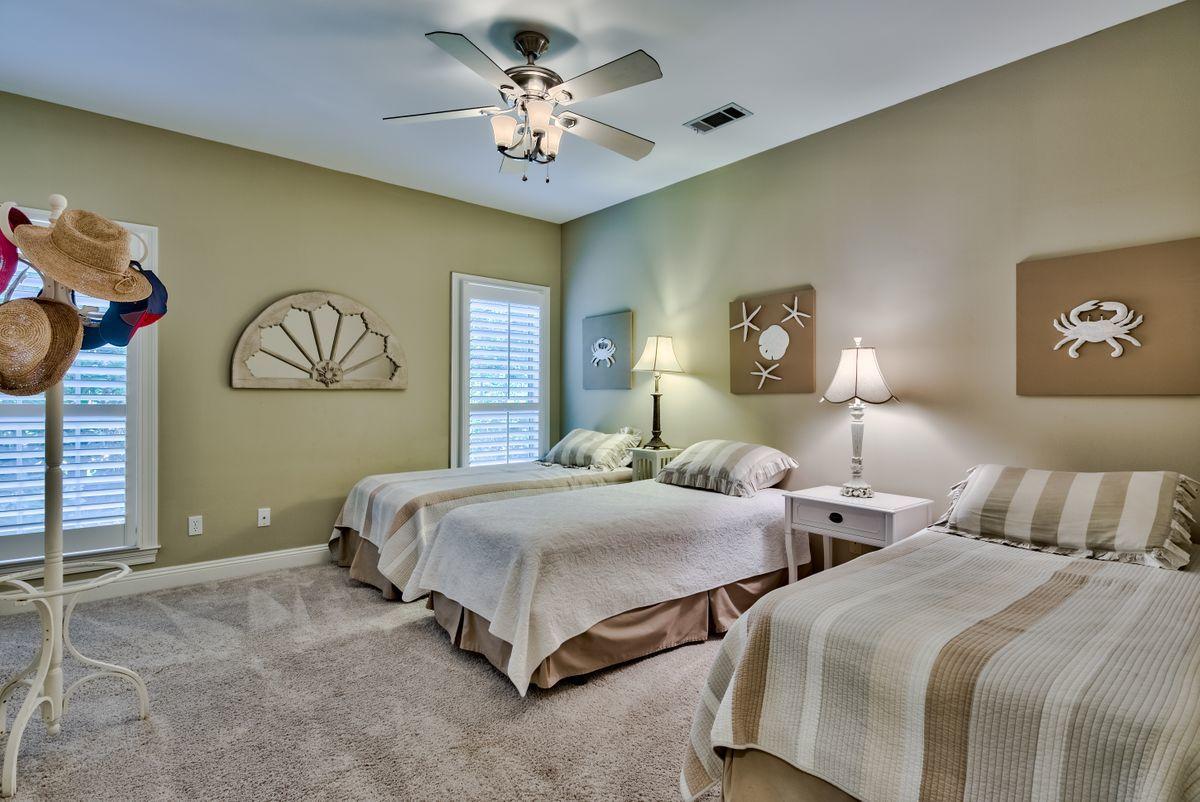 BAYTOWNE AVENUE - Residential