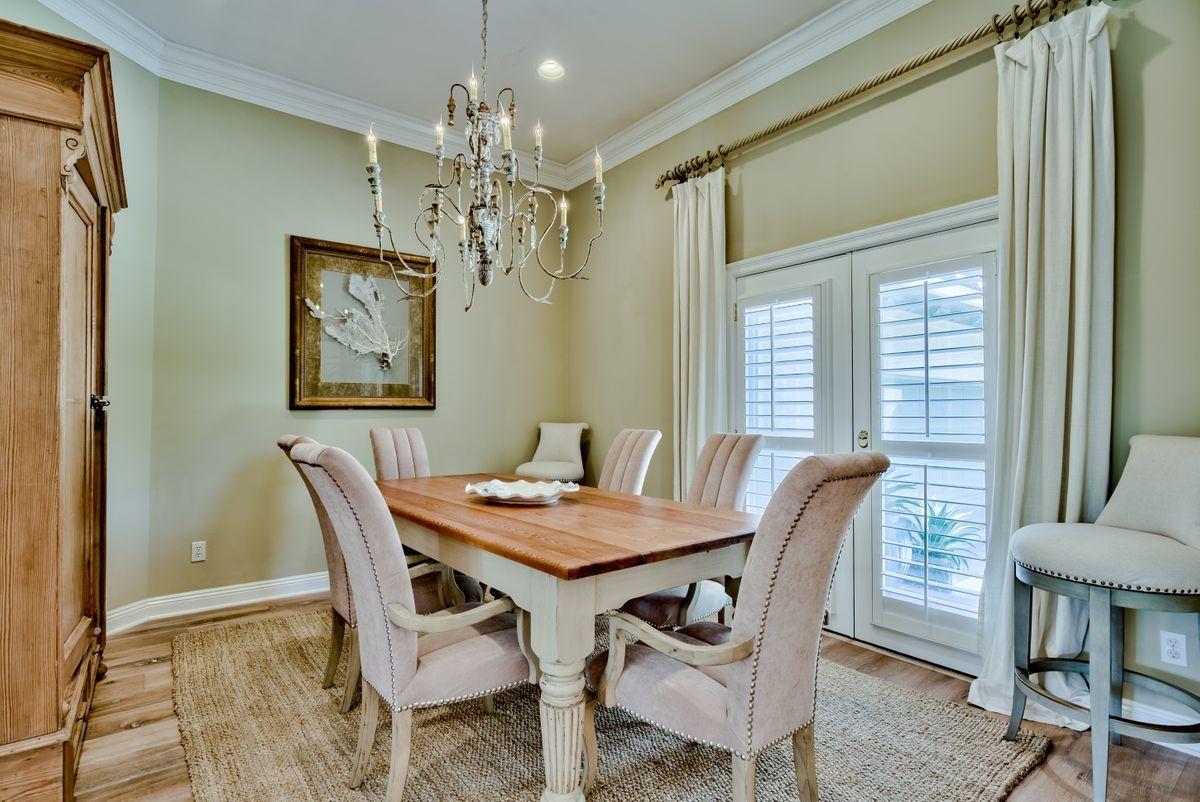 BAYTOWNE AVENUE - Residential