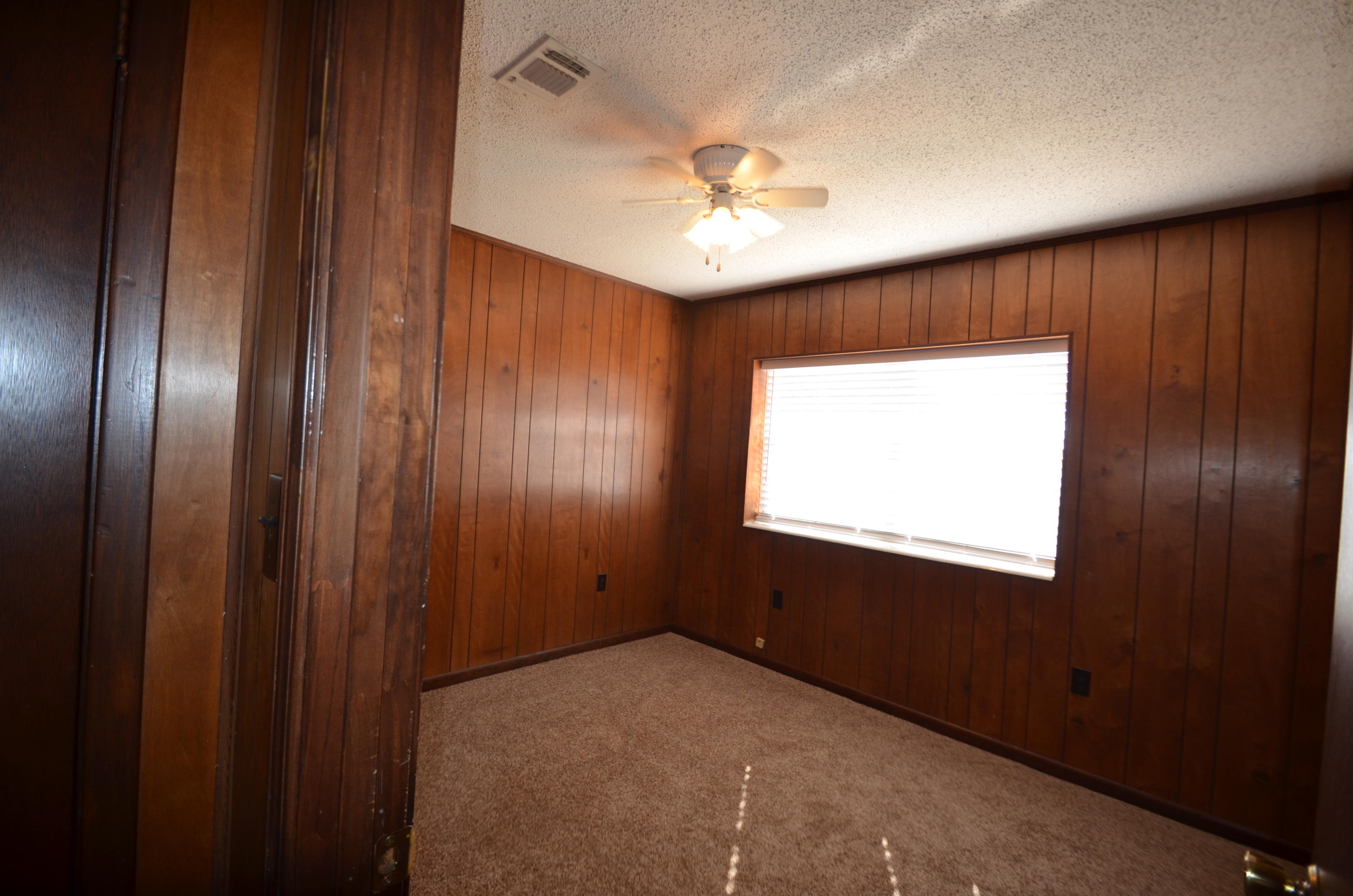 RACETRACK ROAD 1ST Sub - Residential Lease