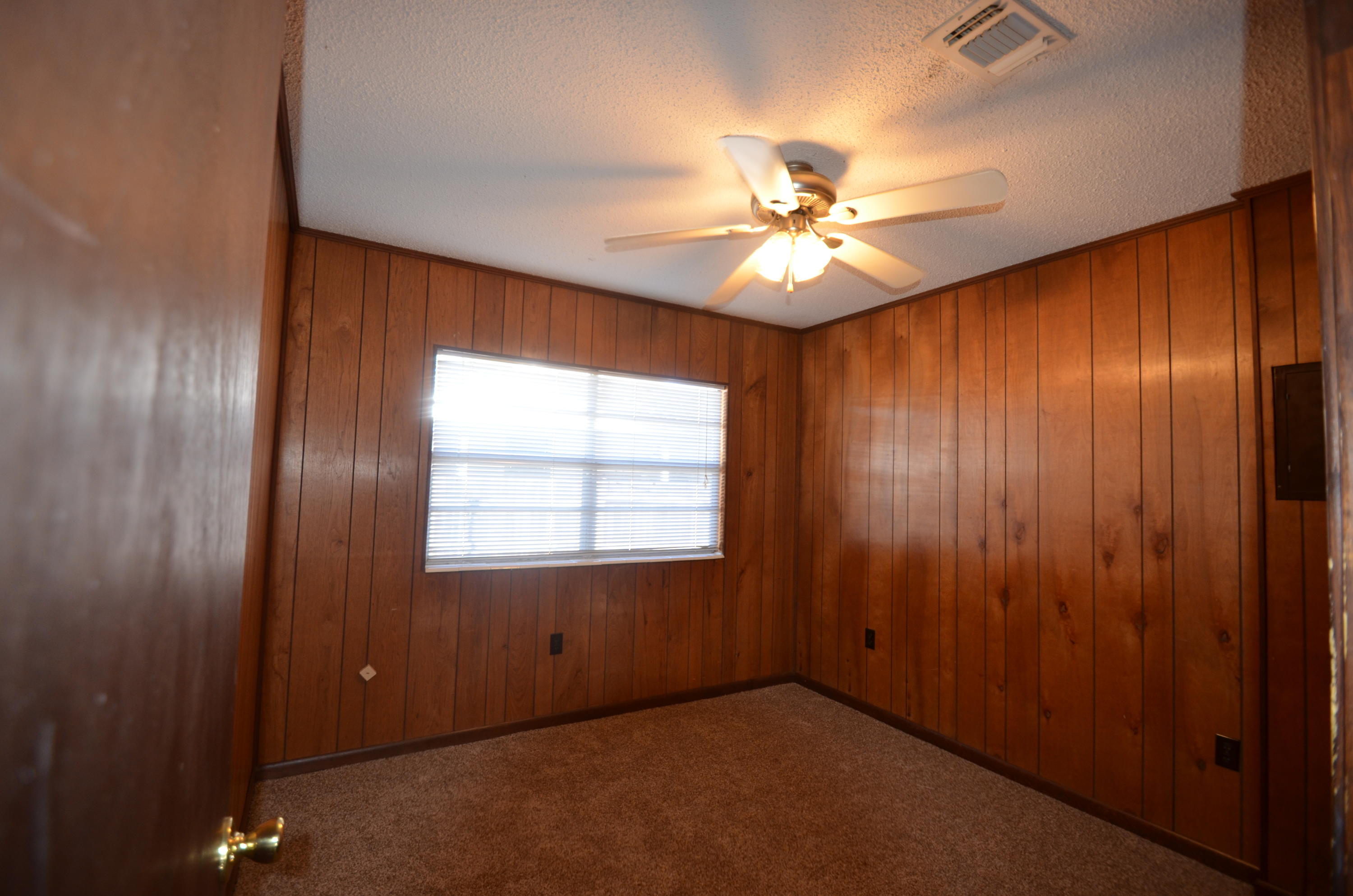 RACETRACK ROAD 1ST Sub - Residential Lease