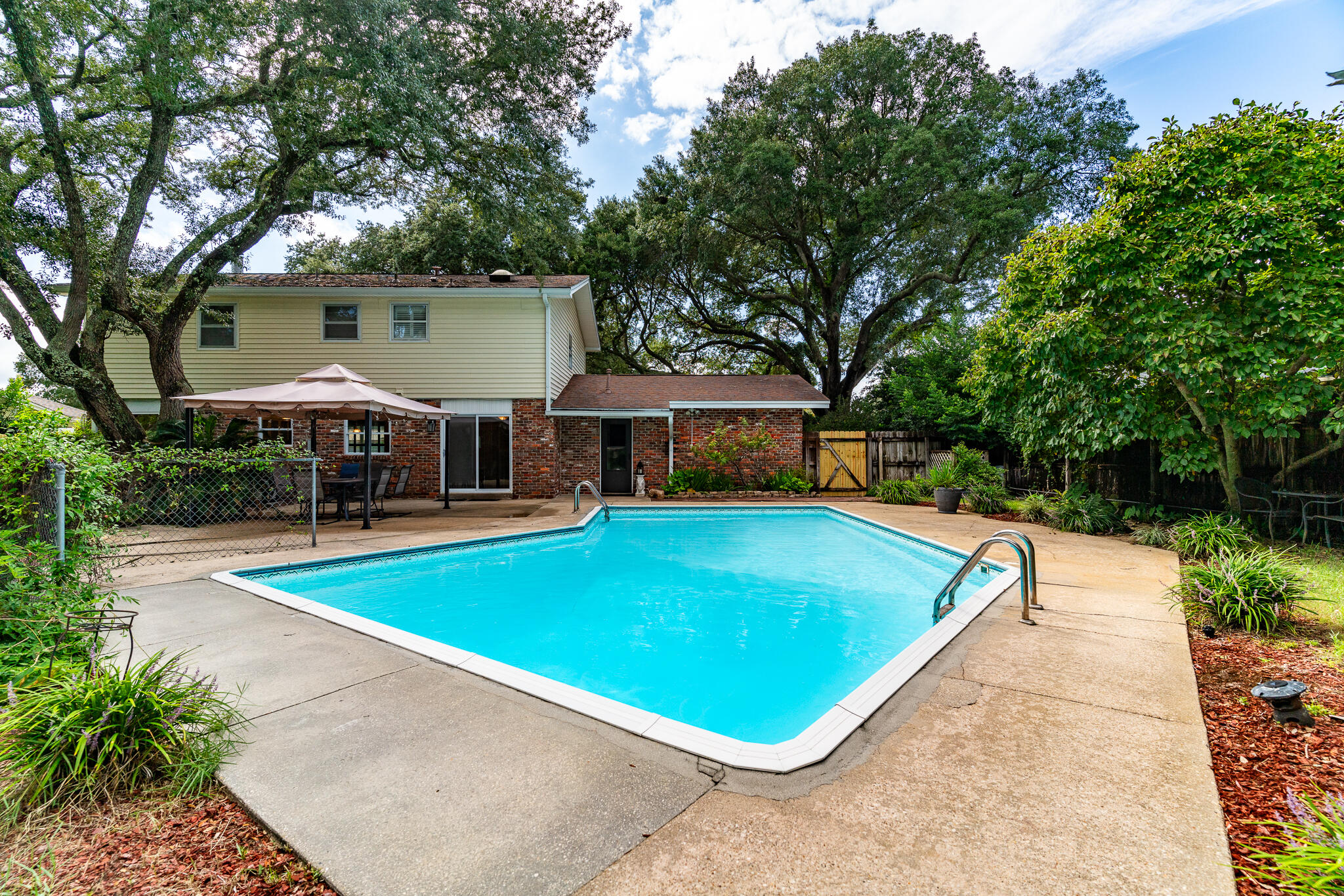 KENWOOD S/D 1ST ADDN - Residential
