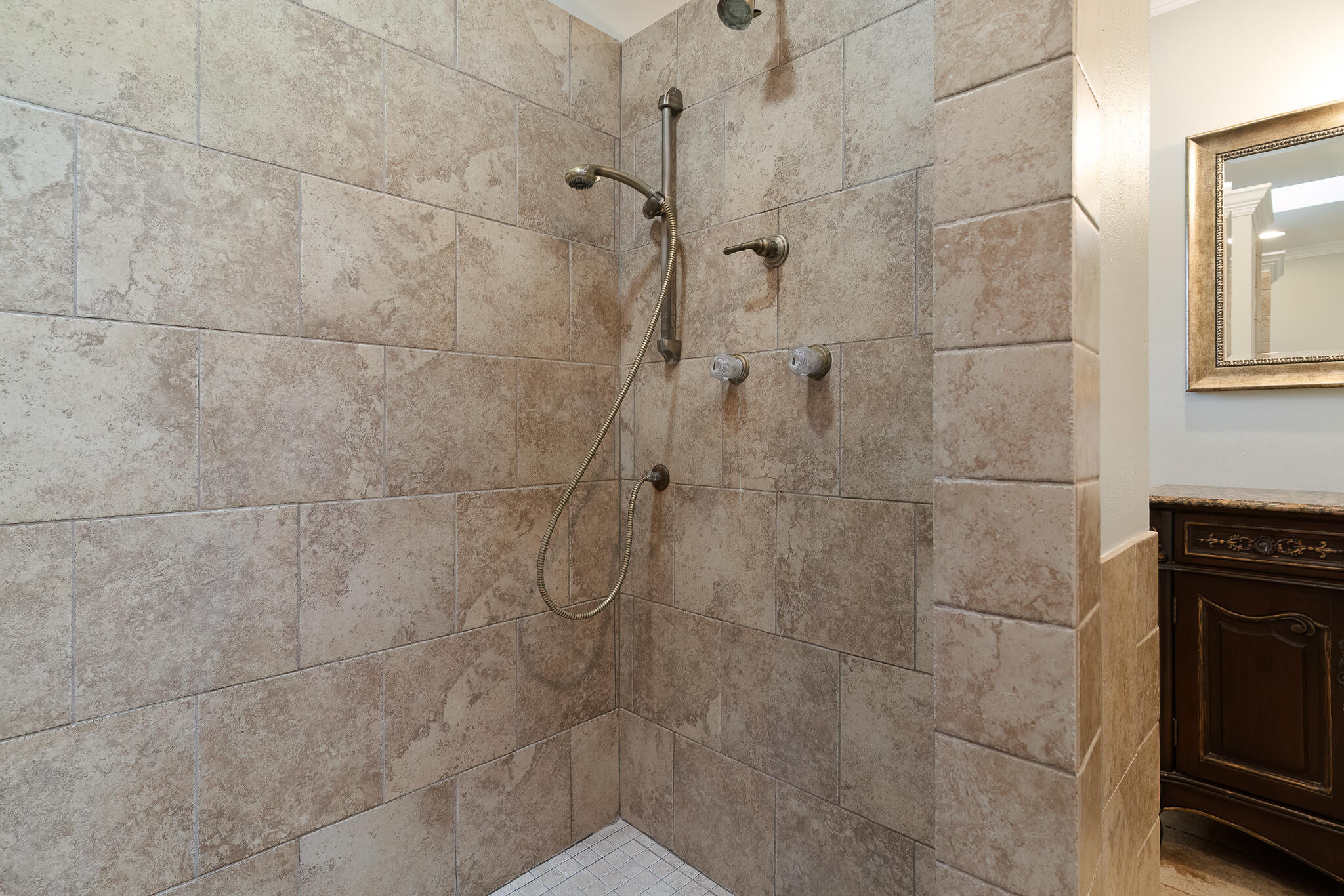 KENWOOD S/D 1ST ADDN - Residential
