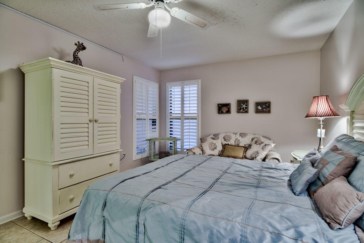 Jetty East Condominium - Residential