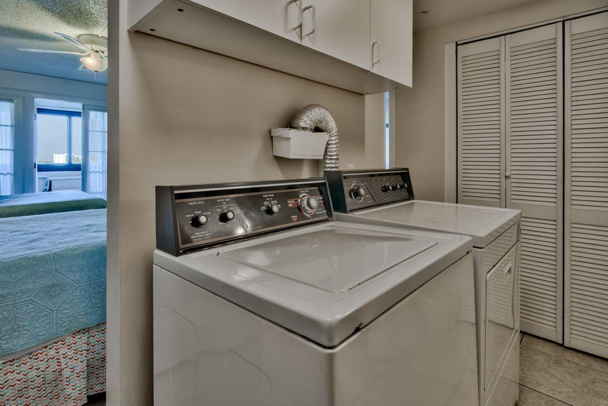 Jetty East Condominium - Residential