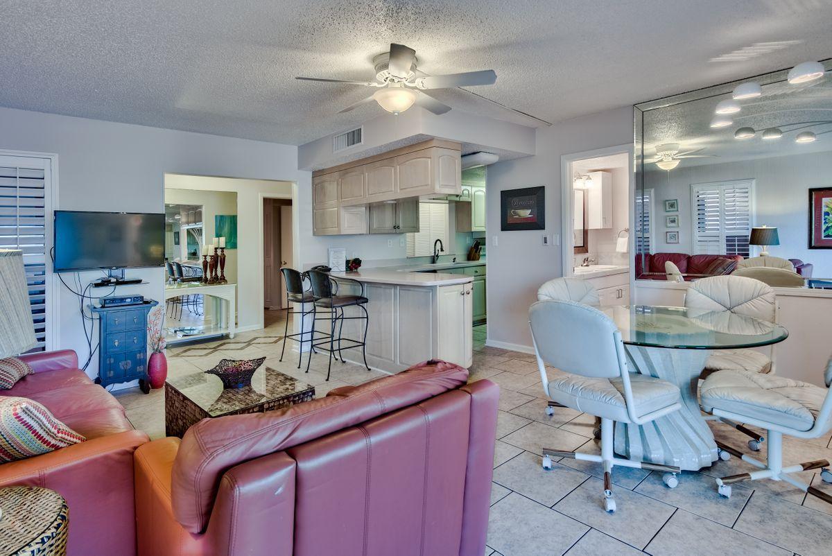 Jetty East Condominium - Residential