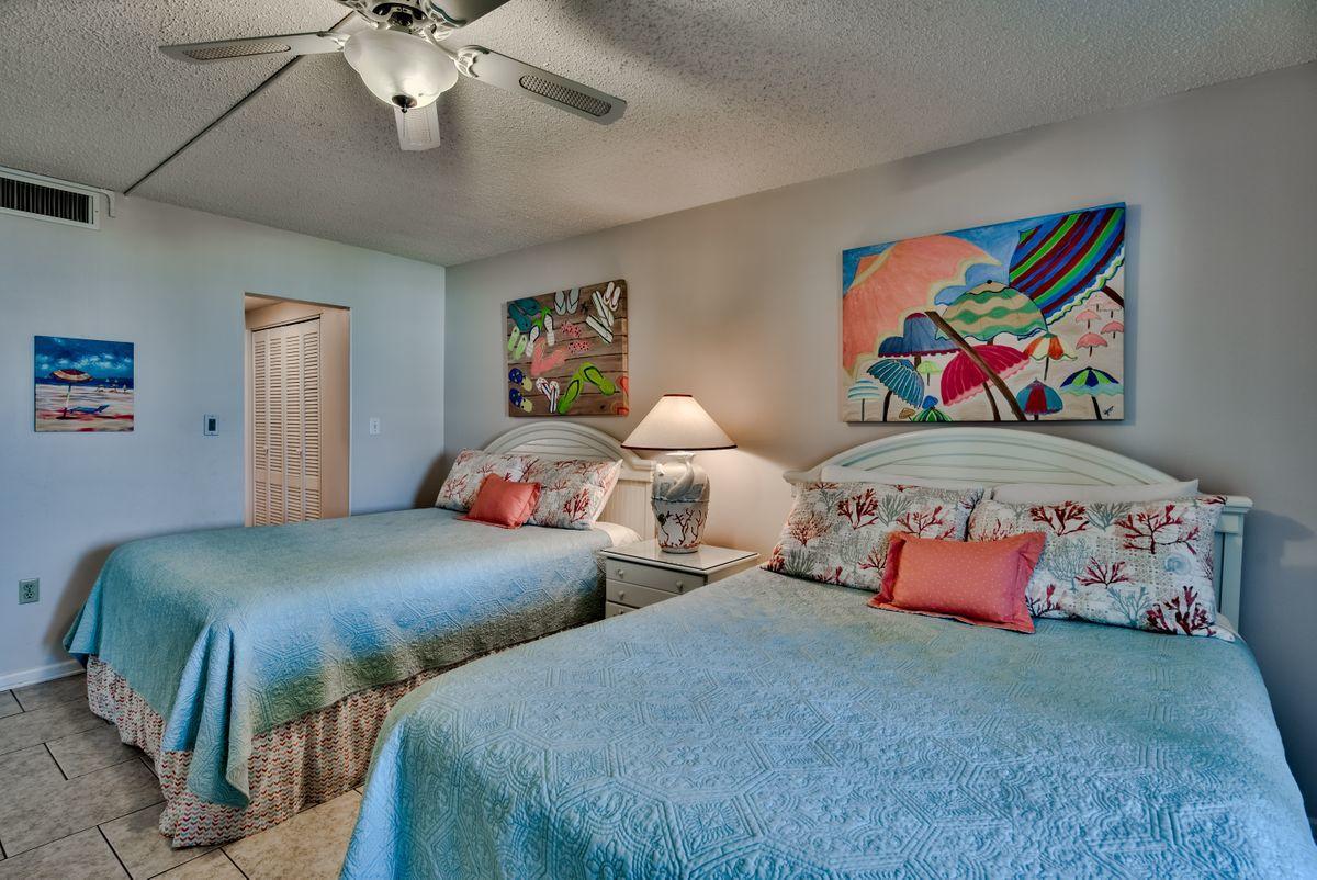 Jetty East Condominium - Residential