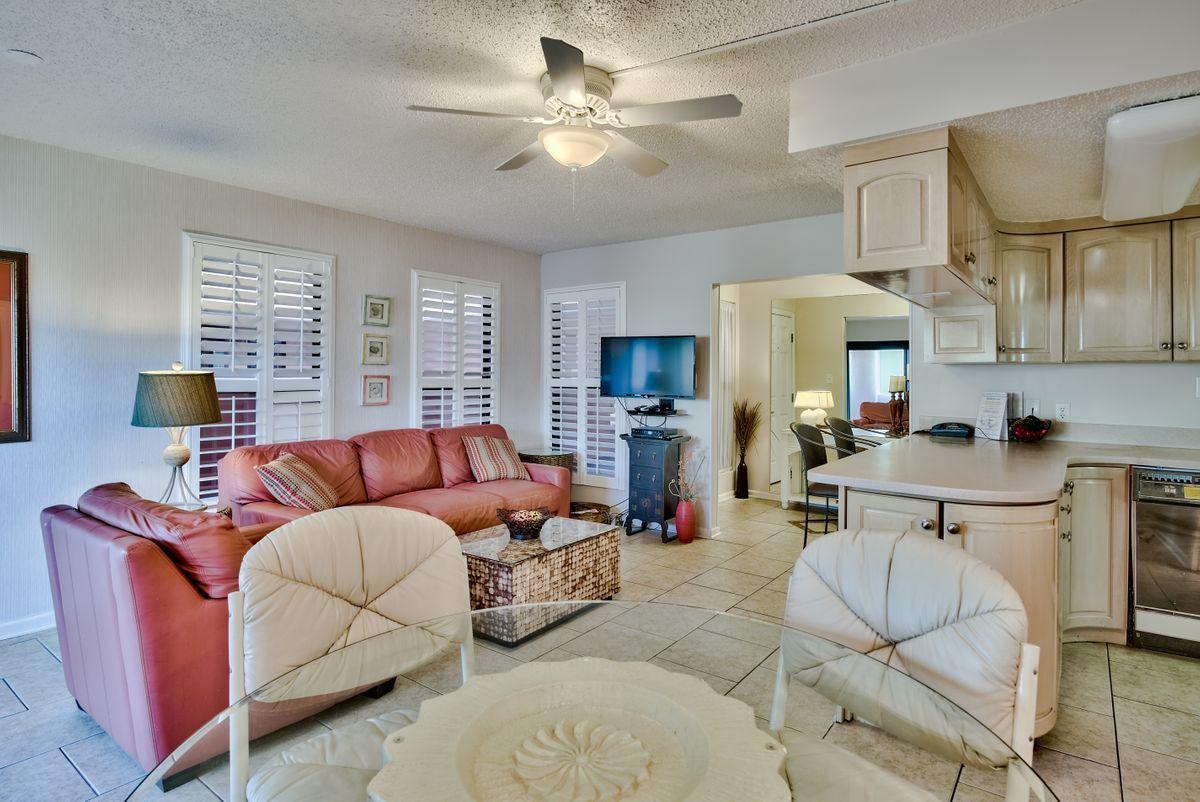 Jetty East Condominium - Residential