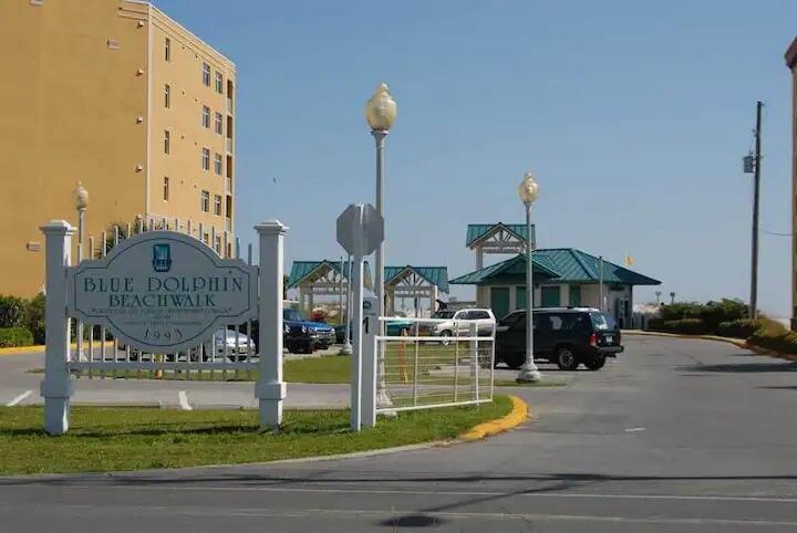 SANDY POINTE at Destin West Condominium - Residential