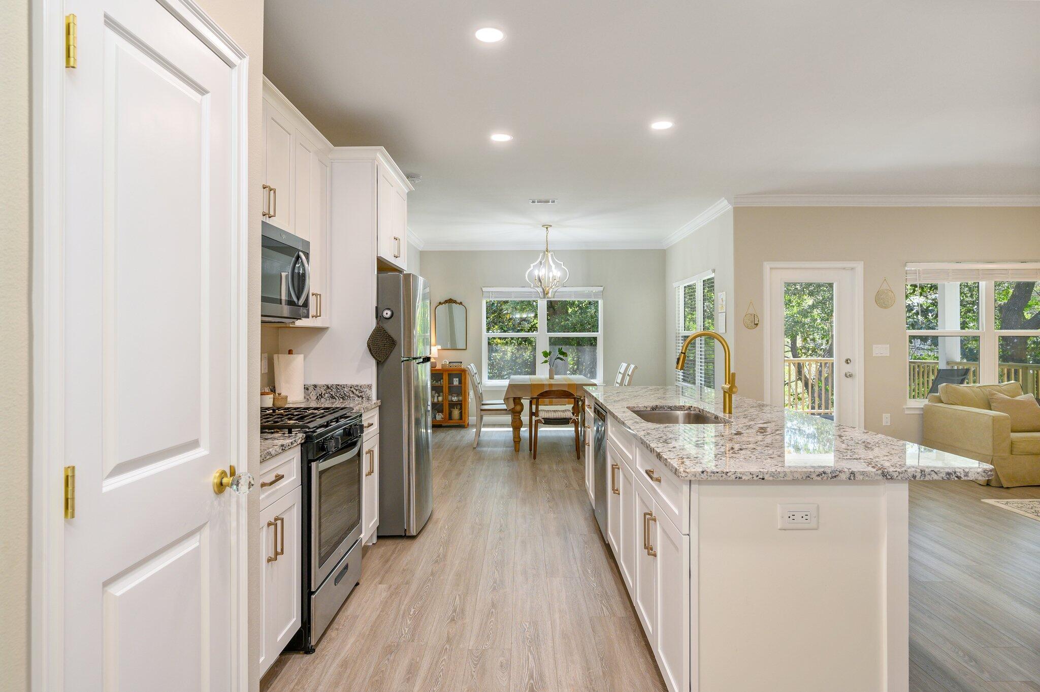 ROSEMONT S/D - Residential