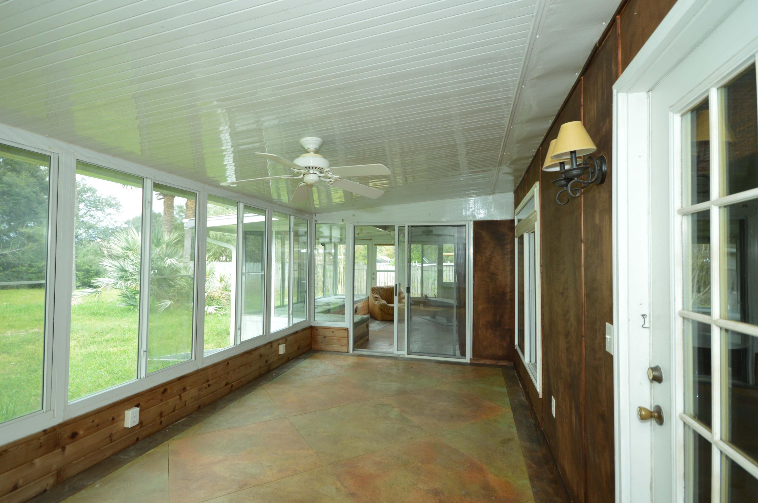 HOLLEY BY THE SEA - Residential