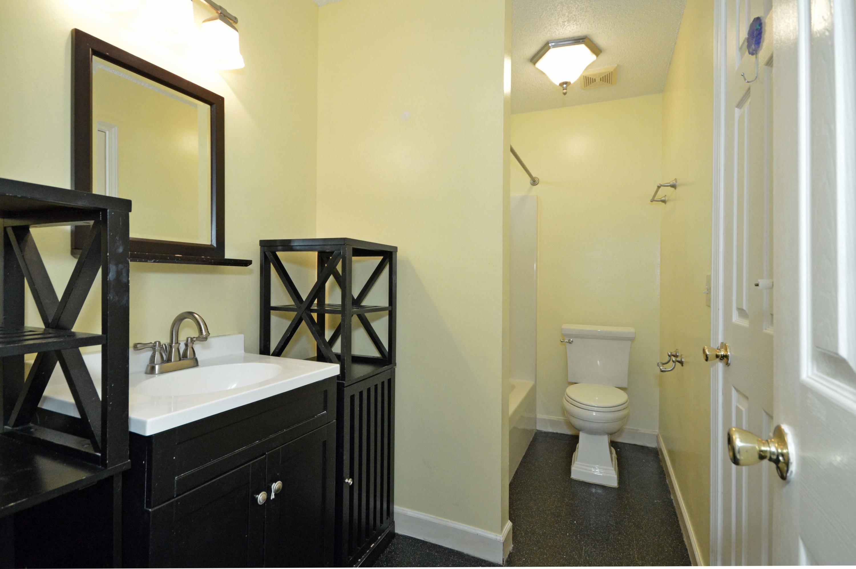 HOLLEY BY THE SEA - Residential