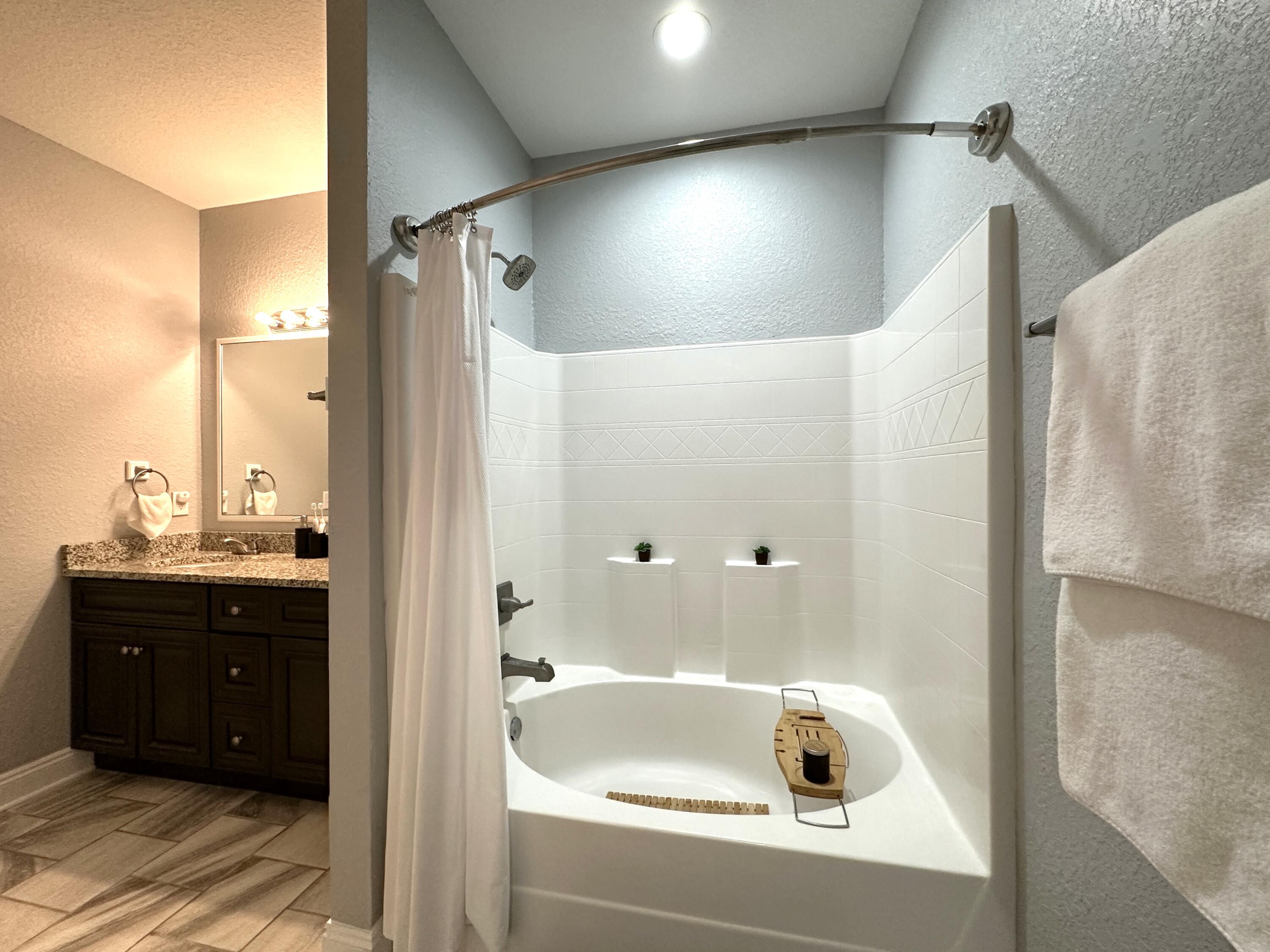 NORTHLAKES S/D PH 1 - Residential Lease