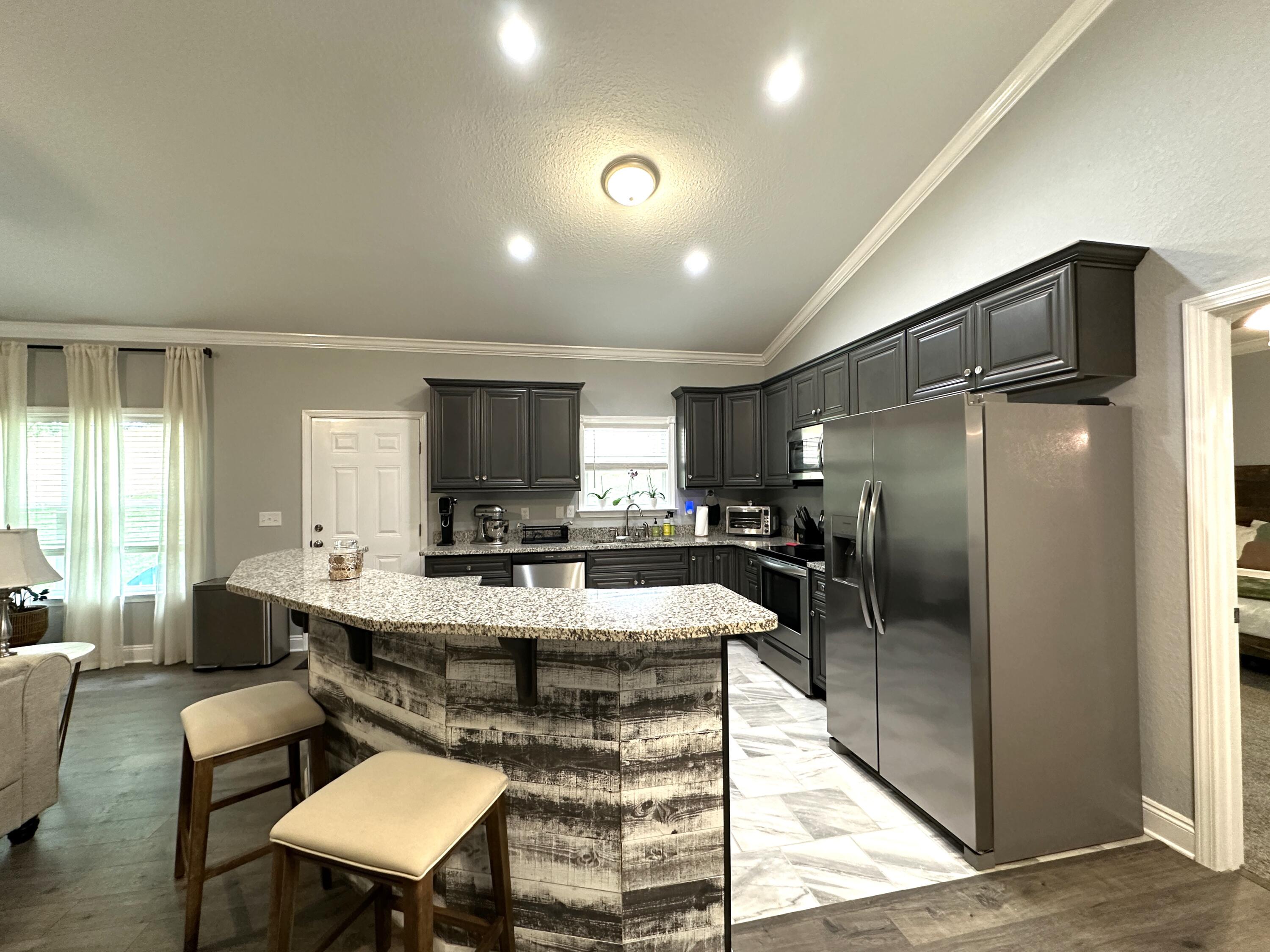 NORTHLAKES S/D PH 1 - Residential Lease