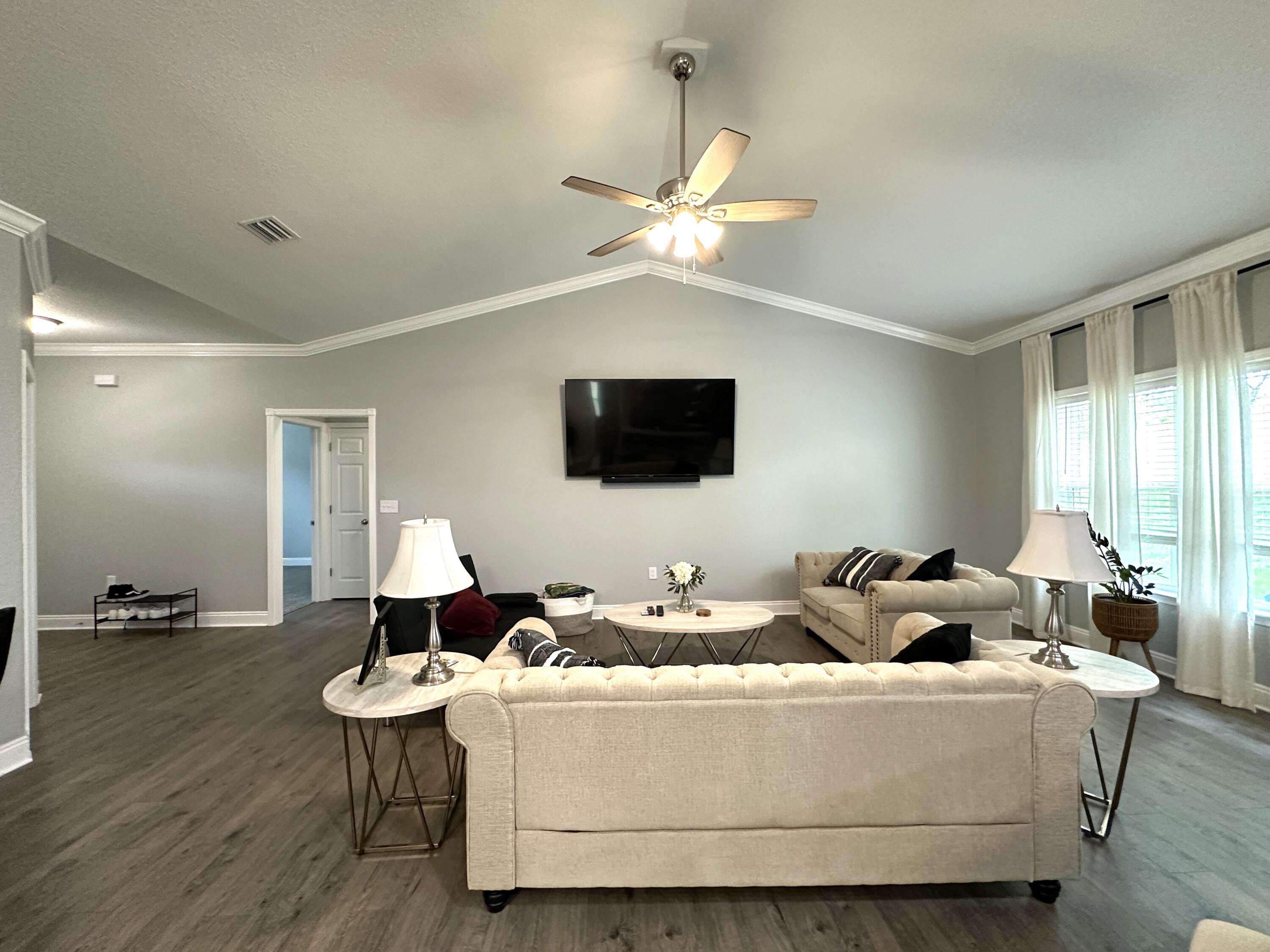 NORTHLAKES S/D PH 1 - Residential Lease