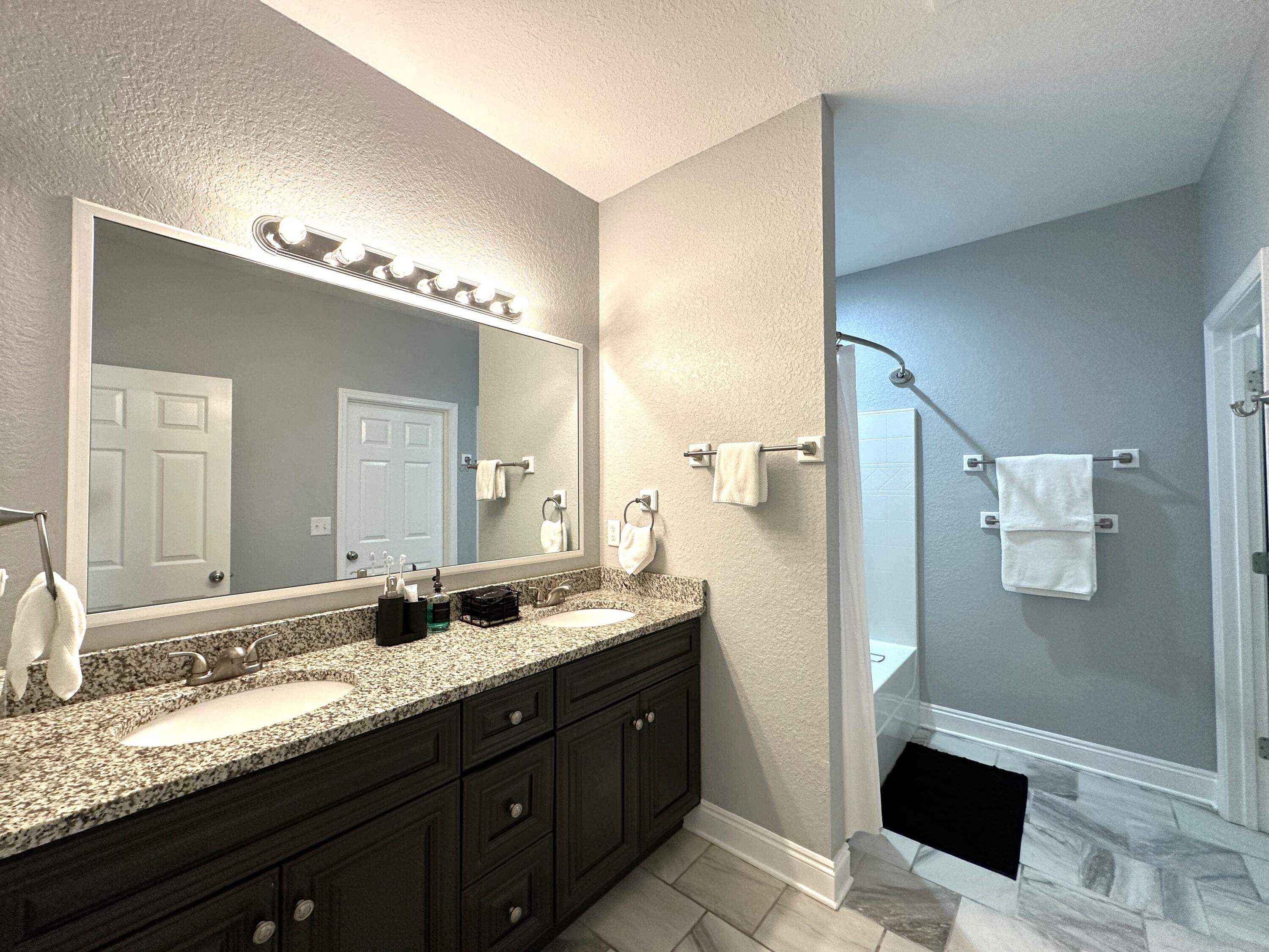 NORTHLAKES S/D PH 1 - Residential Lease