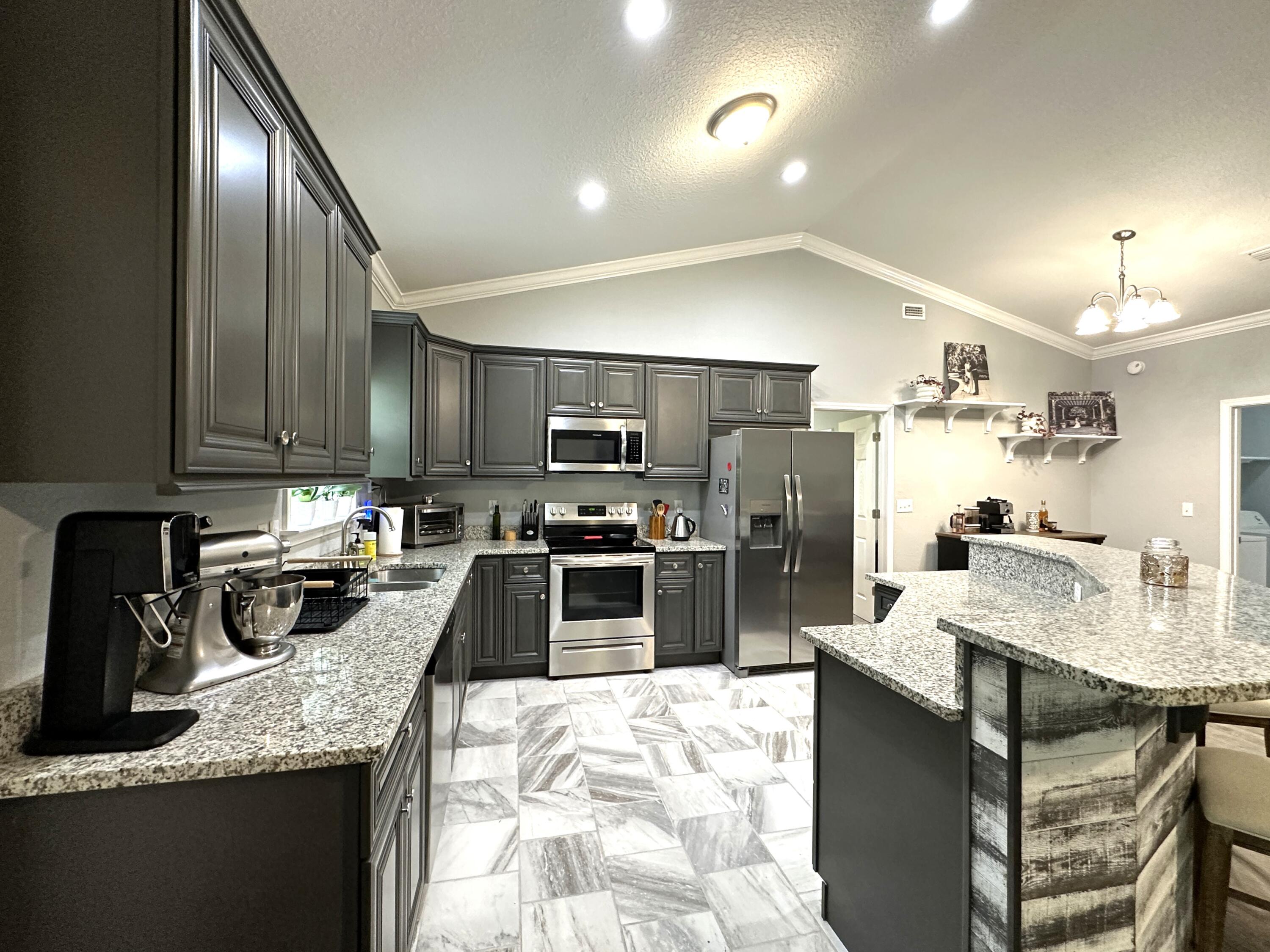 NORTHLAKES S/D PH 1 - Residential Lease