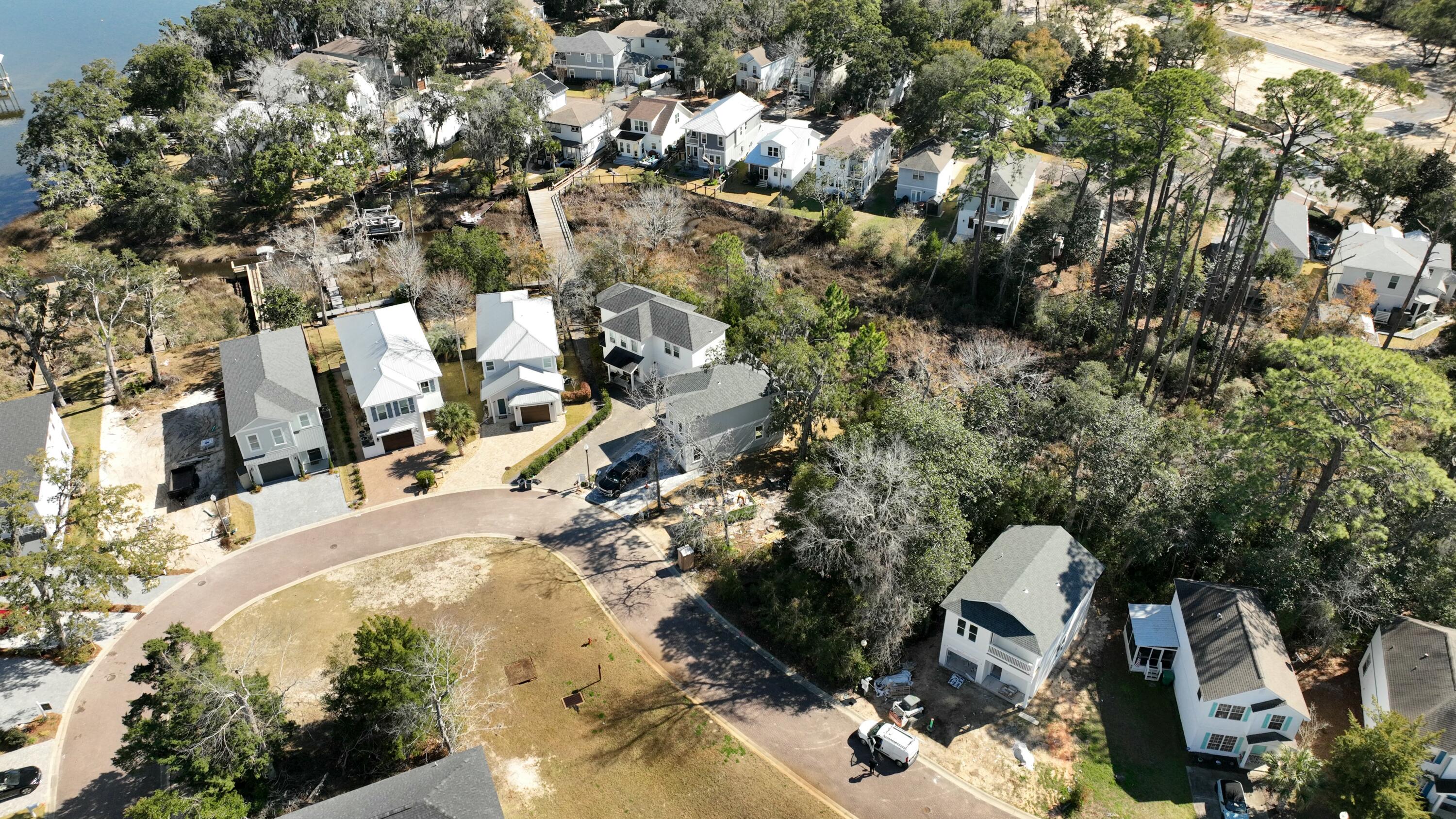 LOT 21 SACRED OAKS PHS 2 PB 17-46 OR 2886-3093 OR 3012-4083 - Land