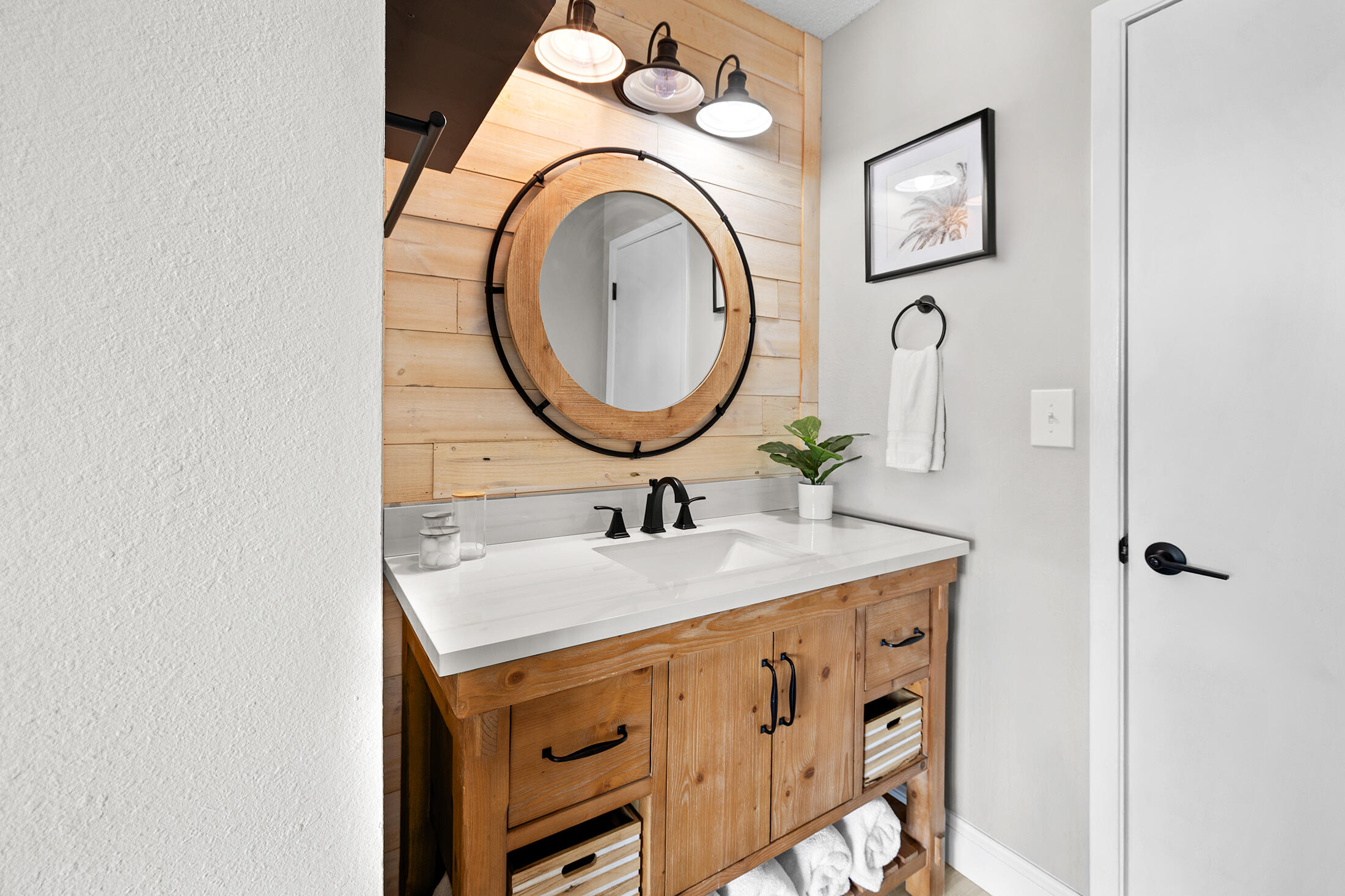 PORTSIDE CONDO - Residential