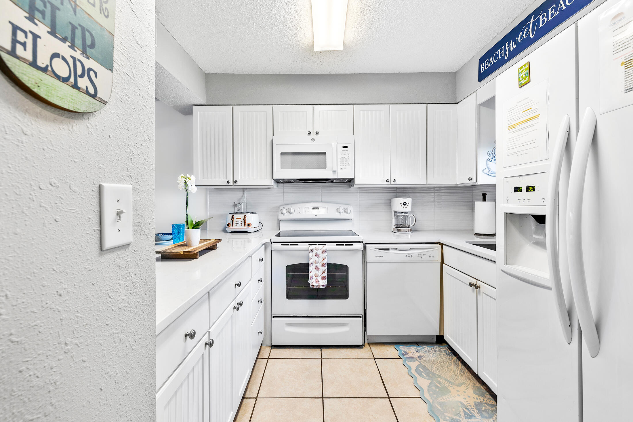 PORTSIDE CONDO - Residential