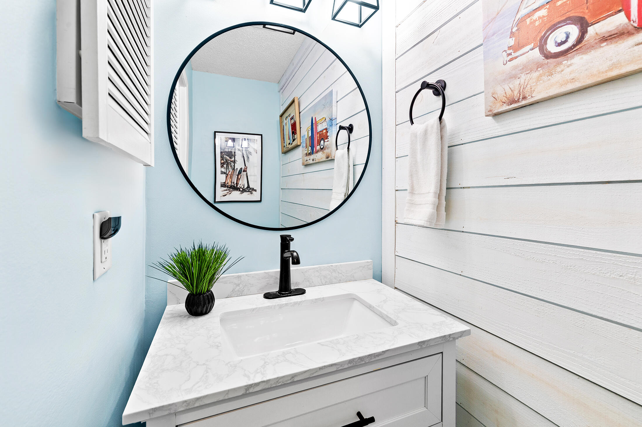 PORTSIDE CONDO - Residential