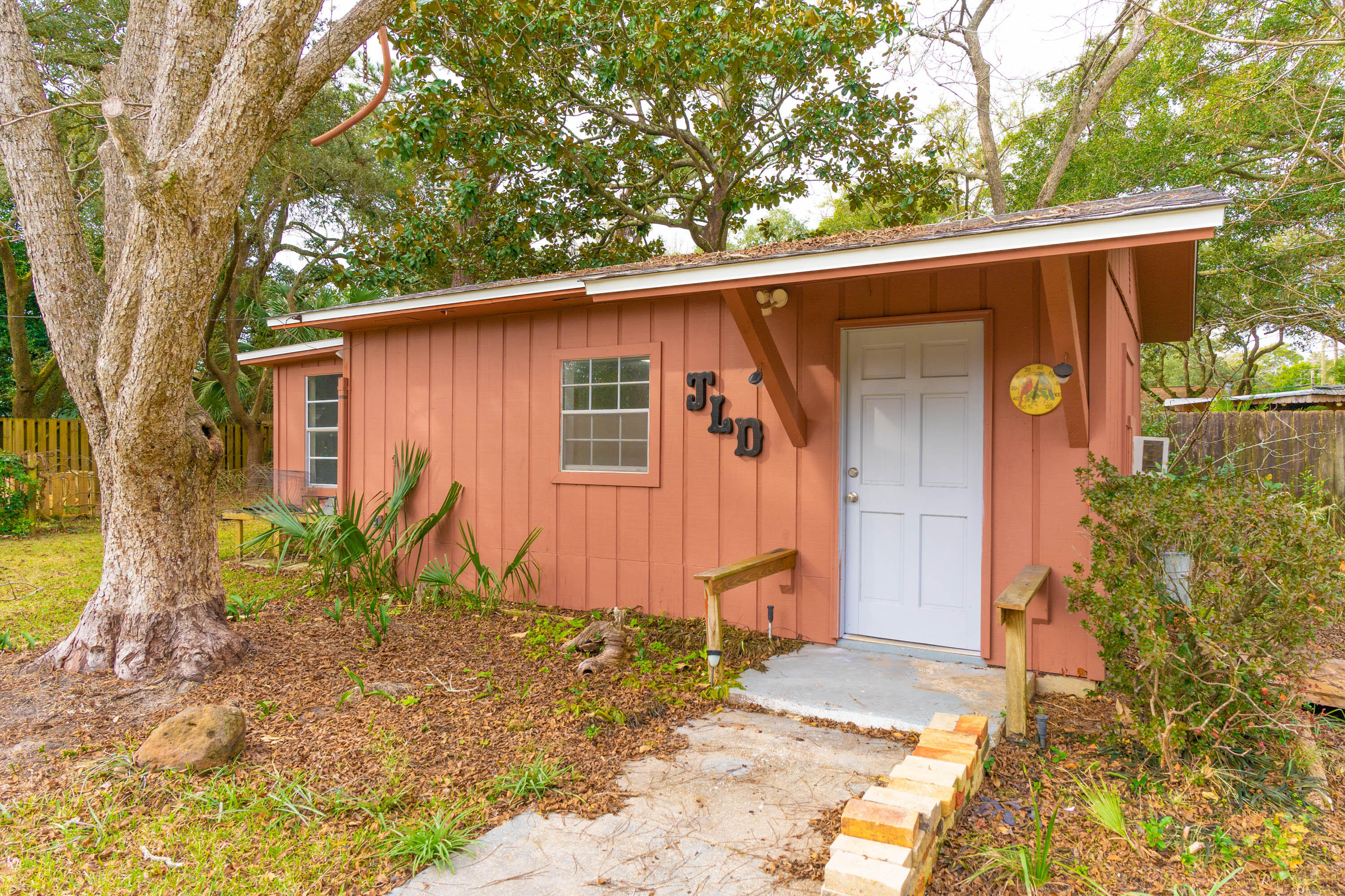 GARNIERS ADDS 1-7 - Residential