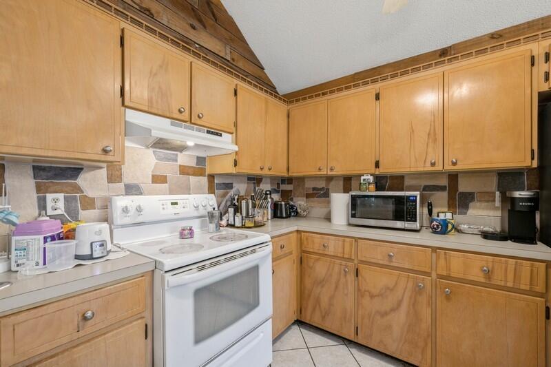 WHITNEY PINES - Residential