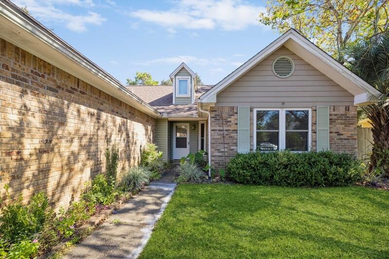 WHITNEY PINES - Residential