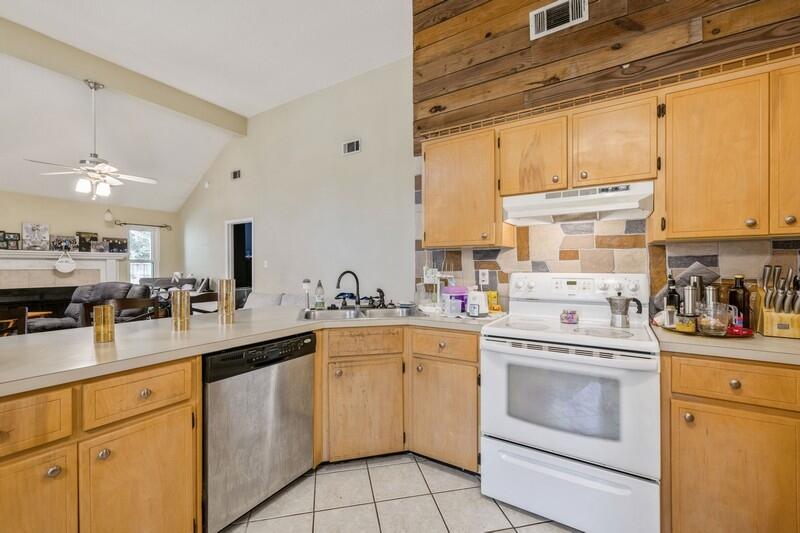 WHITNEY PINES - Residential