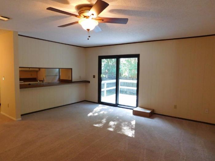 CREEKSIDE 2 - Residential Lease