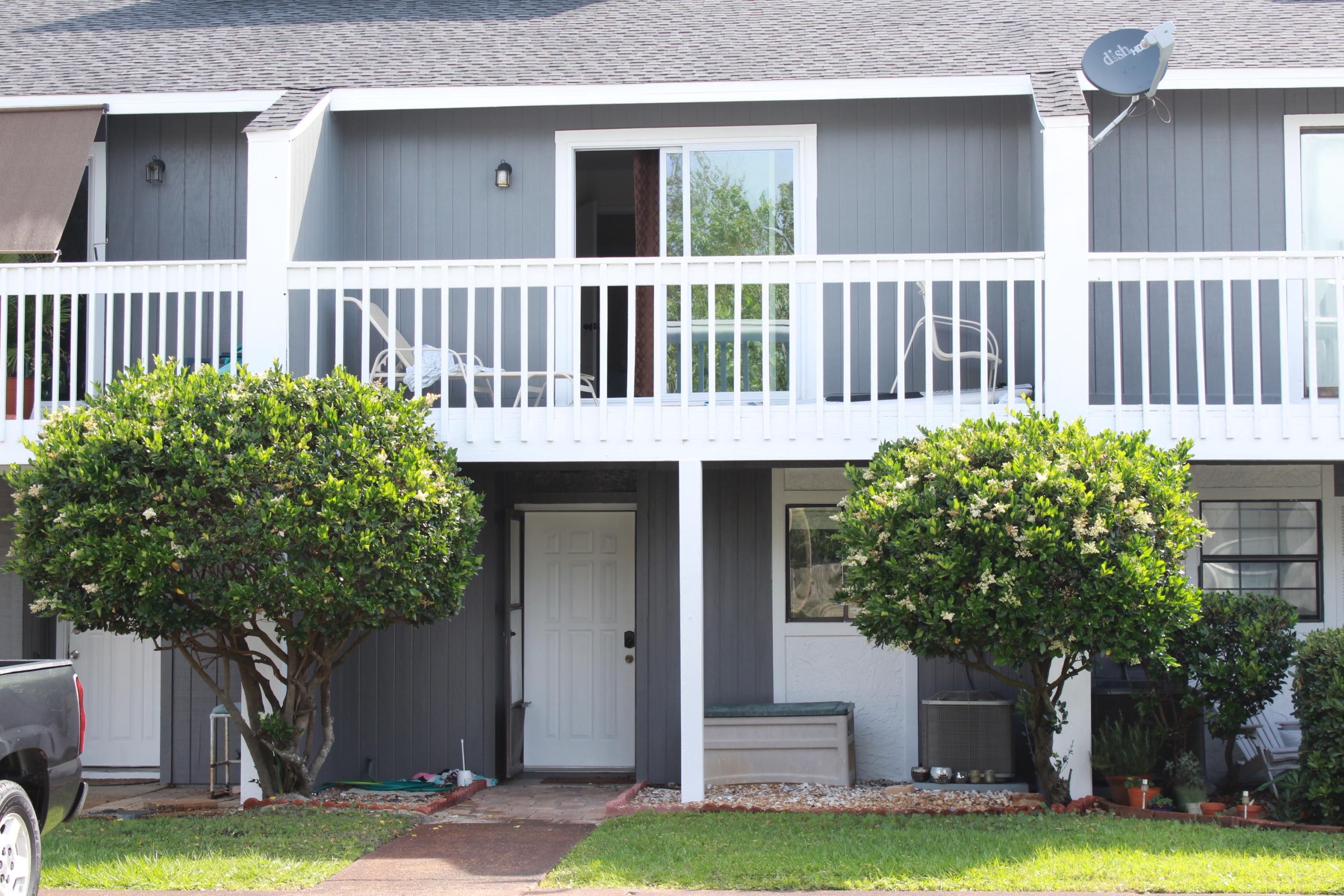 This spacious 2 bed, 2.5 bath townhome is located in central Destin with easy access to shopping, restaurants, & beaches! Quality updates include Hardi-board siding, new HVAC (2018), updated kitchen cabinets, updated plumbing, engineered hardwood flooring upstairs, new roof, and additional storage out back! The living area features easy maintenance tile floors with a corner fireplace, a large breakfast bar, & additional space that could be a great dining area, office, or play area for kids! Upstairs are two large bedrooms with their own bathrooms & a large balcony! The entire complex has recently received a facelift with new exterior paint, new roofs, and resurfaced pool! Move in & customize to your liking knowing the major expenses are done for you already!