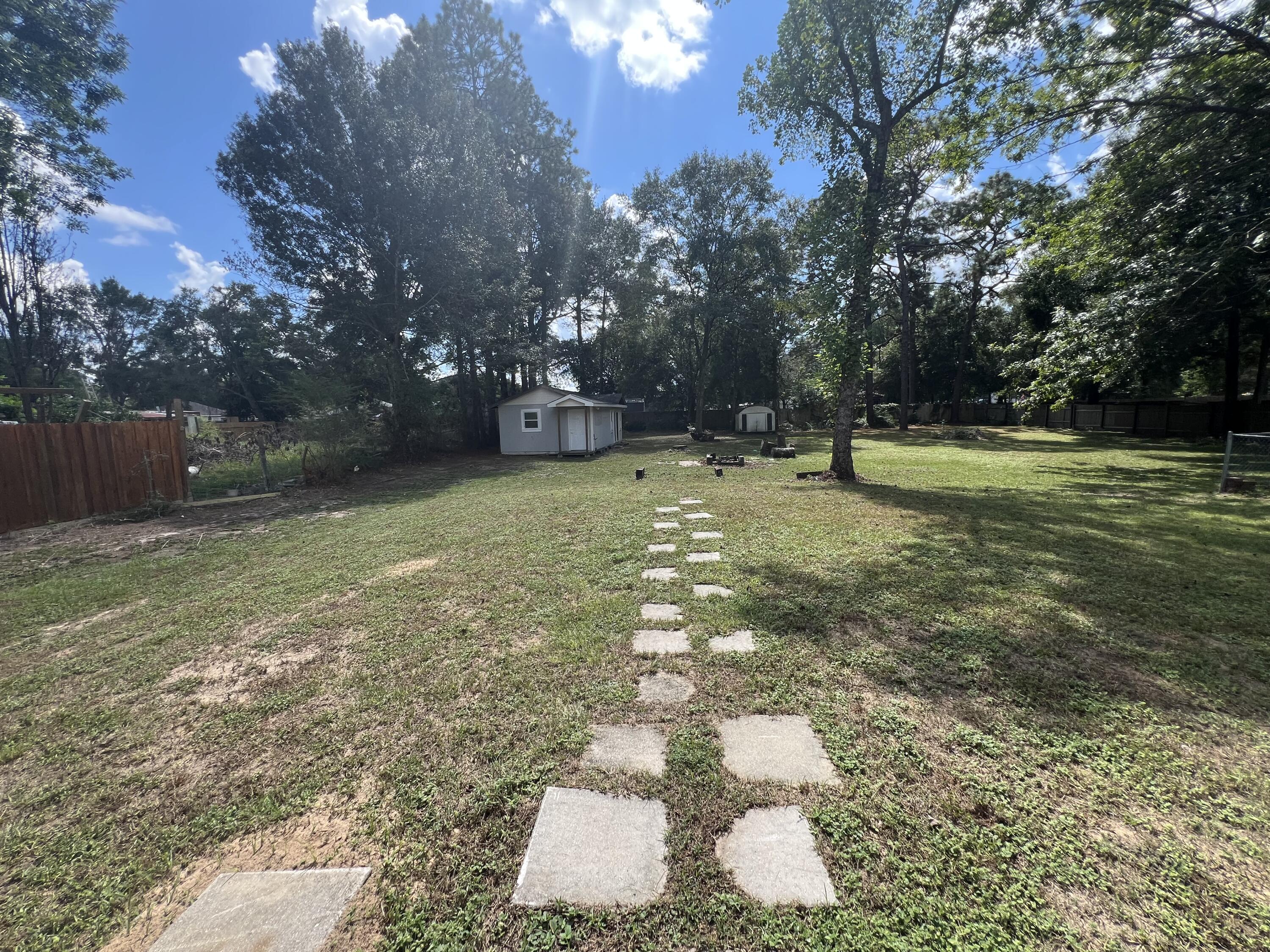 MORRIS ADDN TO CRESTVIEW - Residential