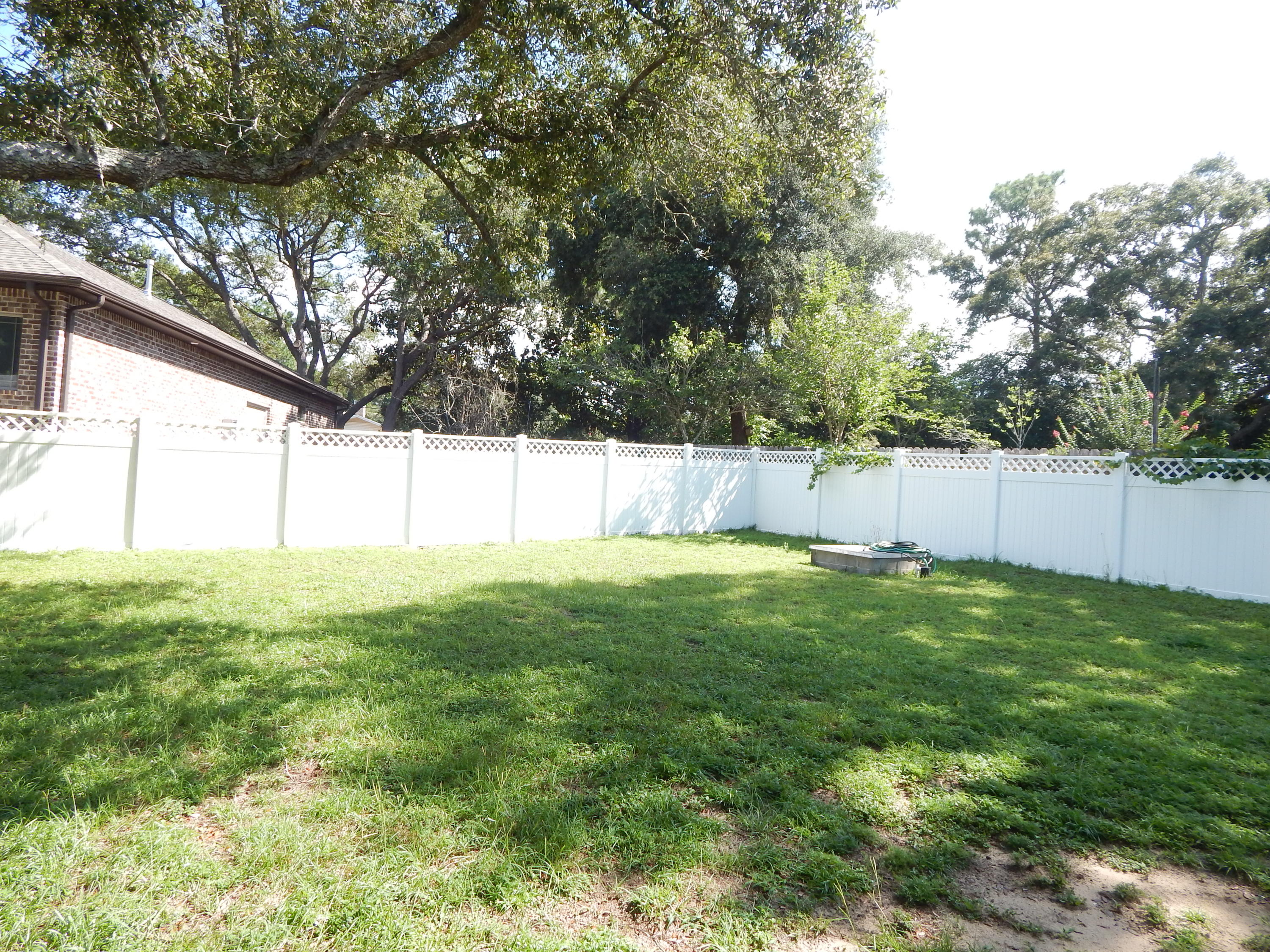 LAKE LORRAINE ESTATES - Residential