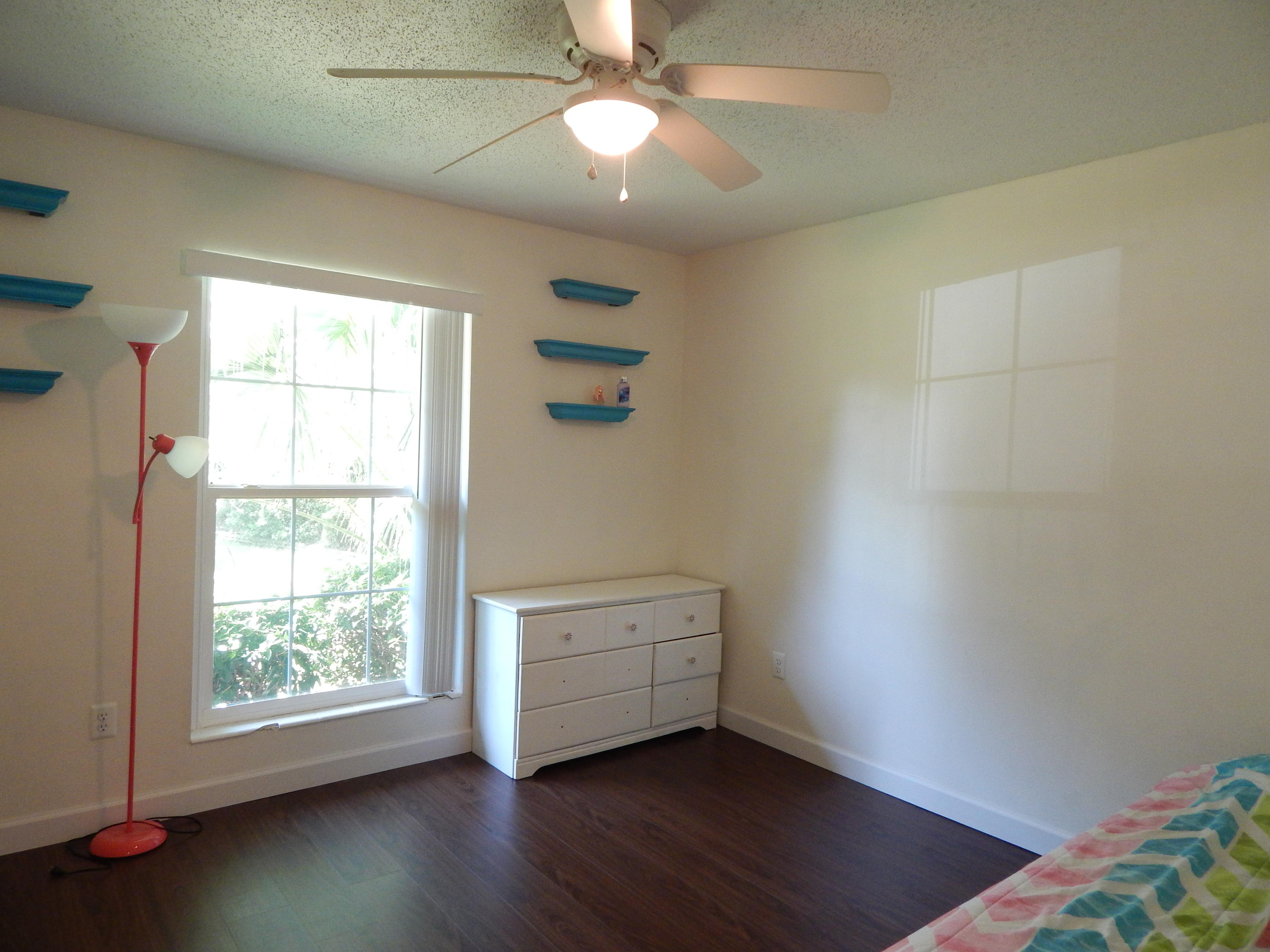 LAKE LORRAINE ESTATES - Residential