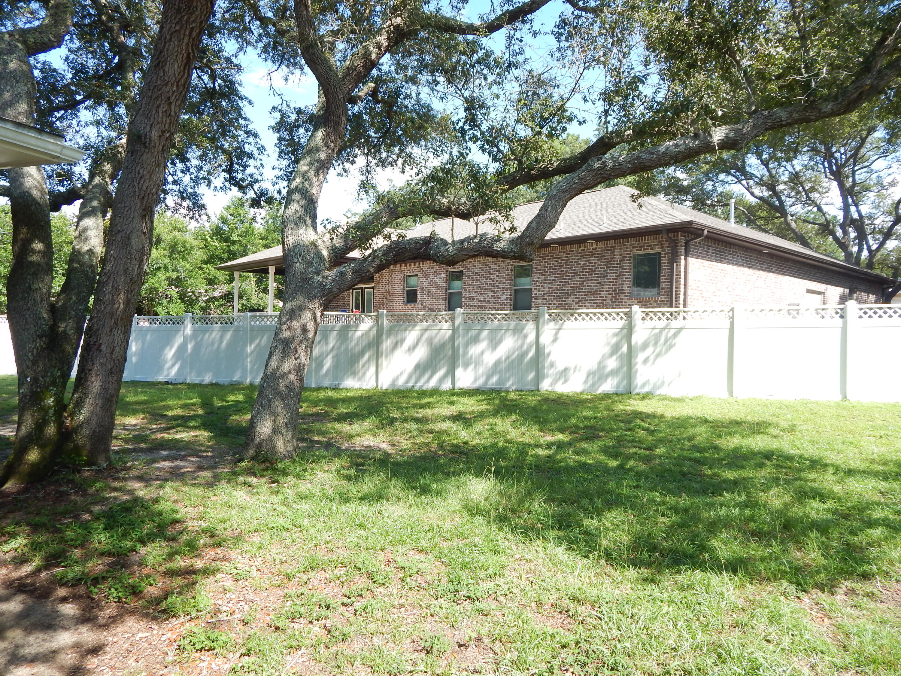 LAKE LORRAINE ESTATES - Residential