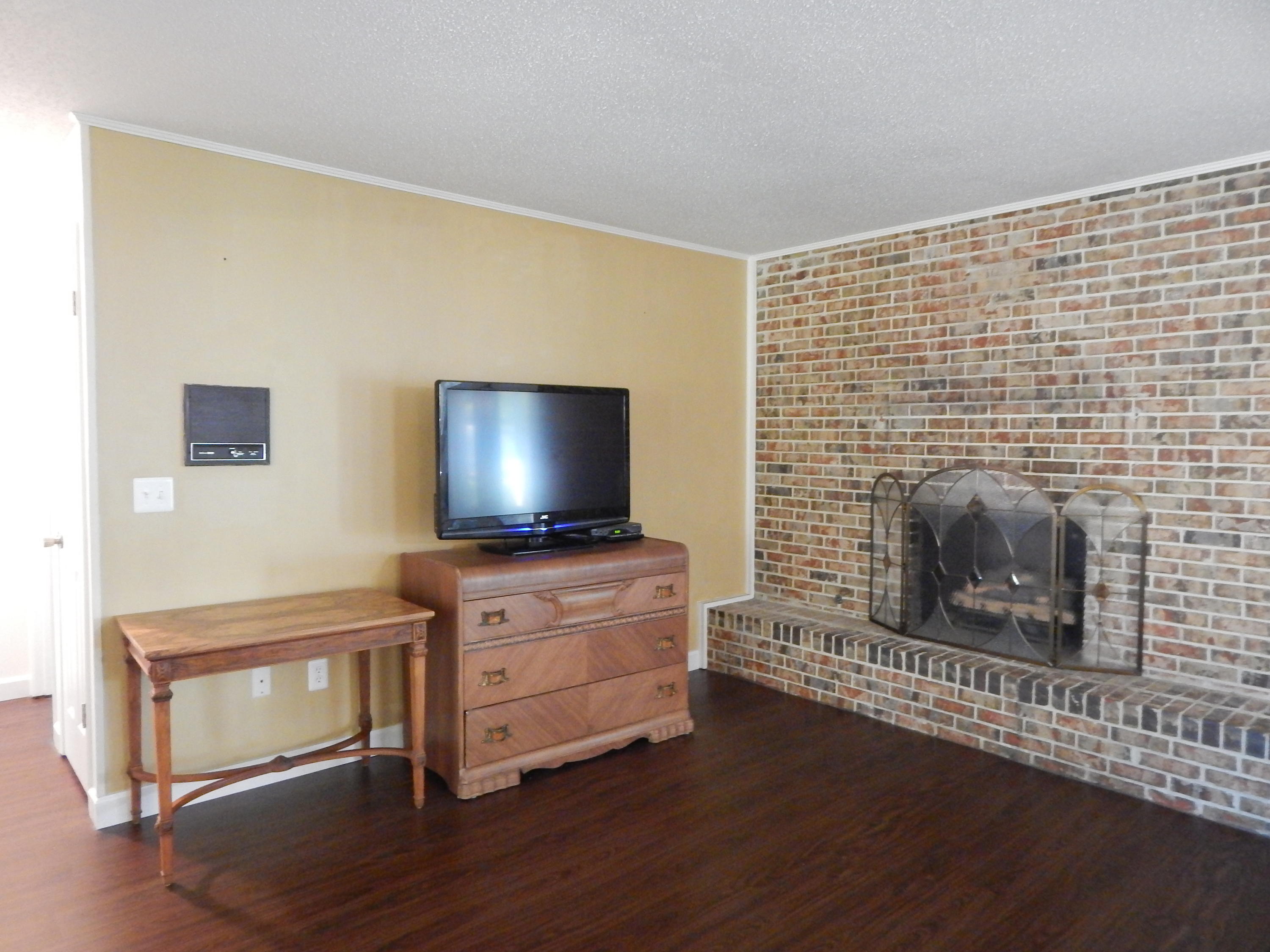 LAKE LORRAINE ESTATES - Residential