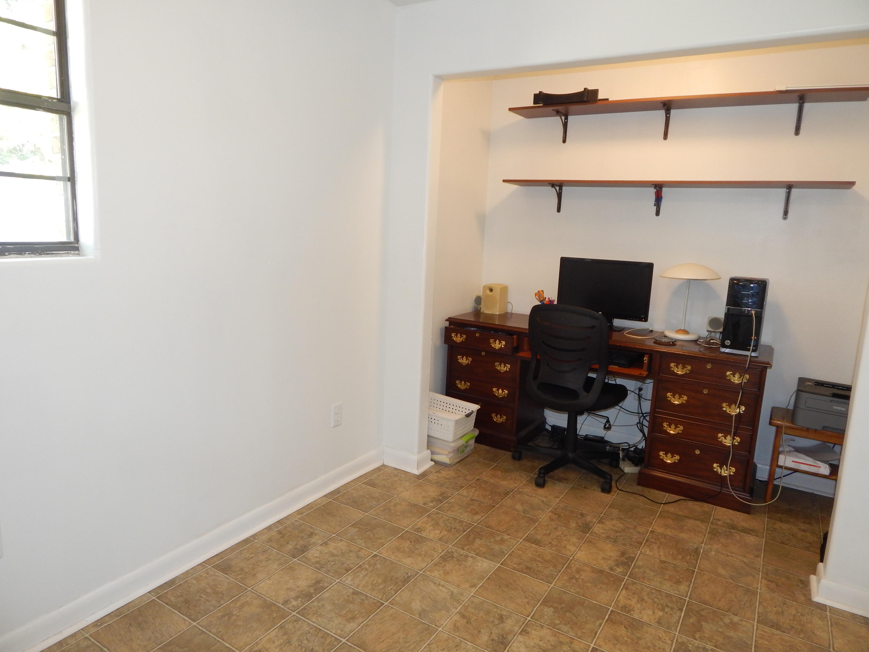 LAKE LORRAINE ESTATES - Residential