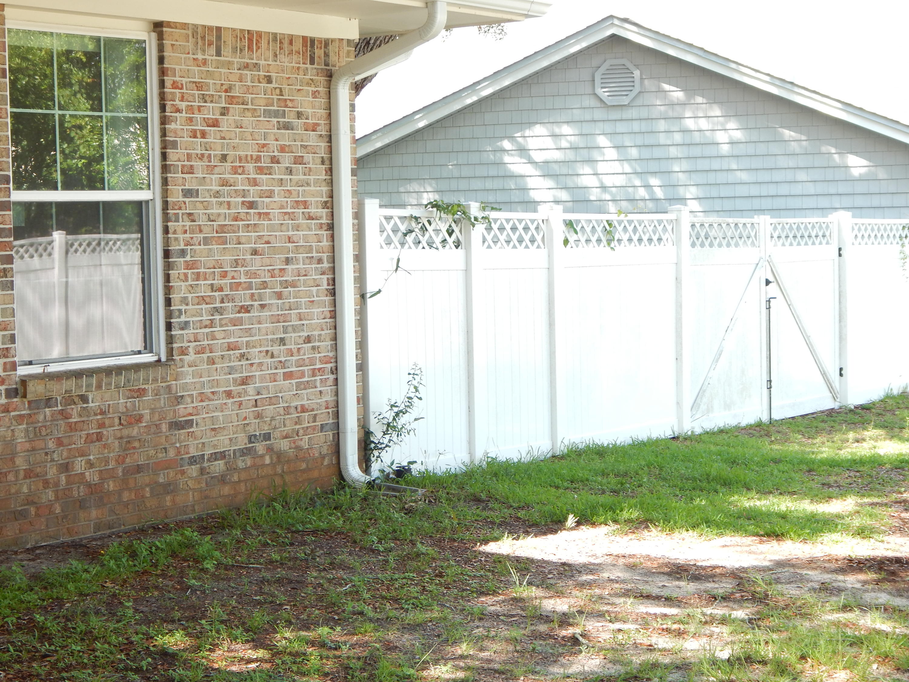 LAKE LORRAINE ESTATES - Residential