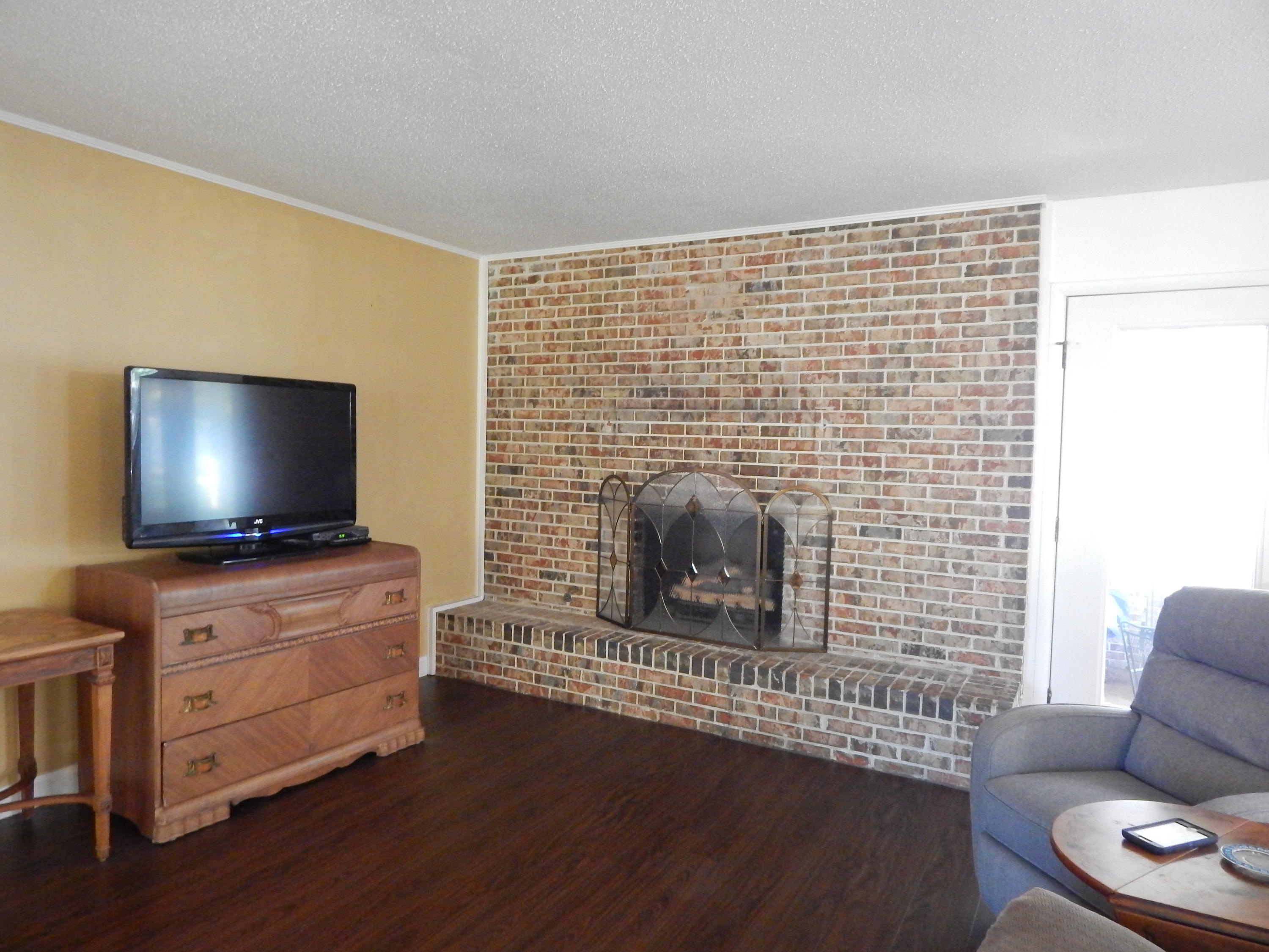 LAKE LORRAINE ESTATES - Residential