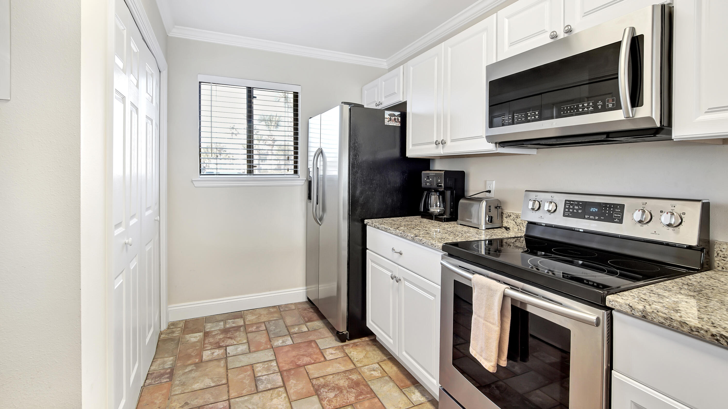 Seacrest Townhomes - Residential