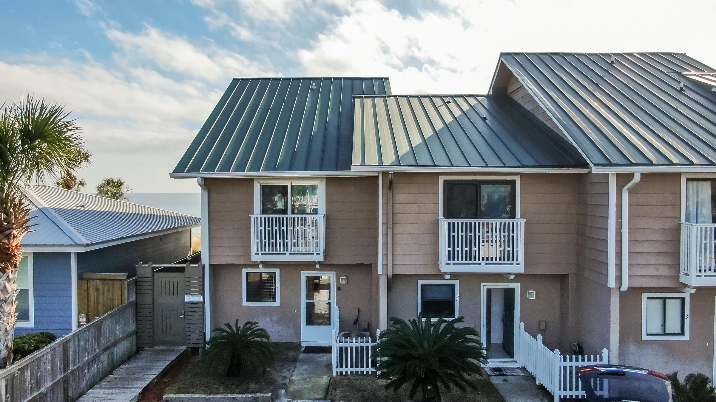 Seacrest Townhomes - Residential