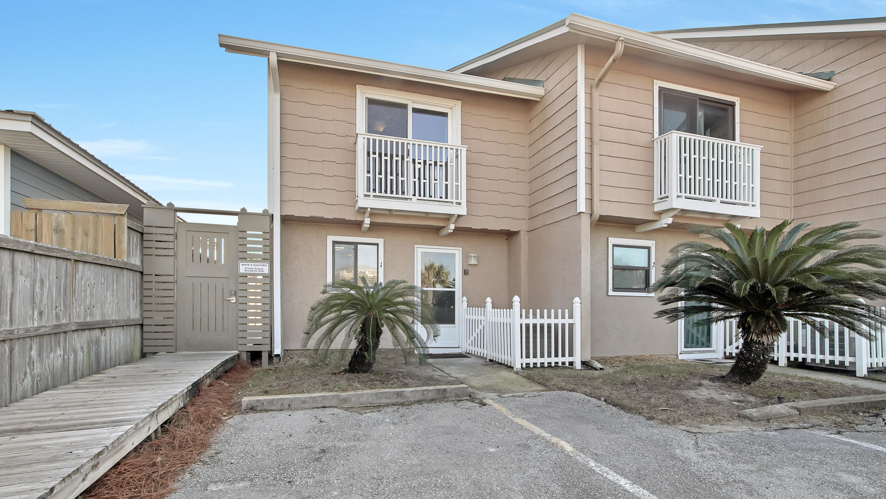 Seacrest Townhomes - Residential