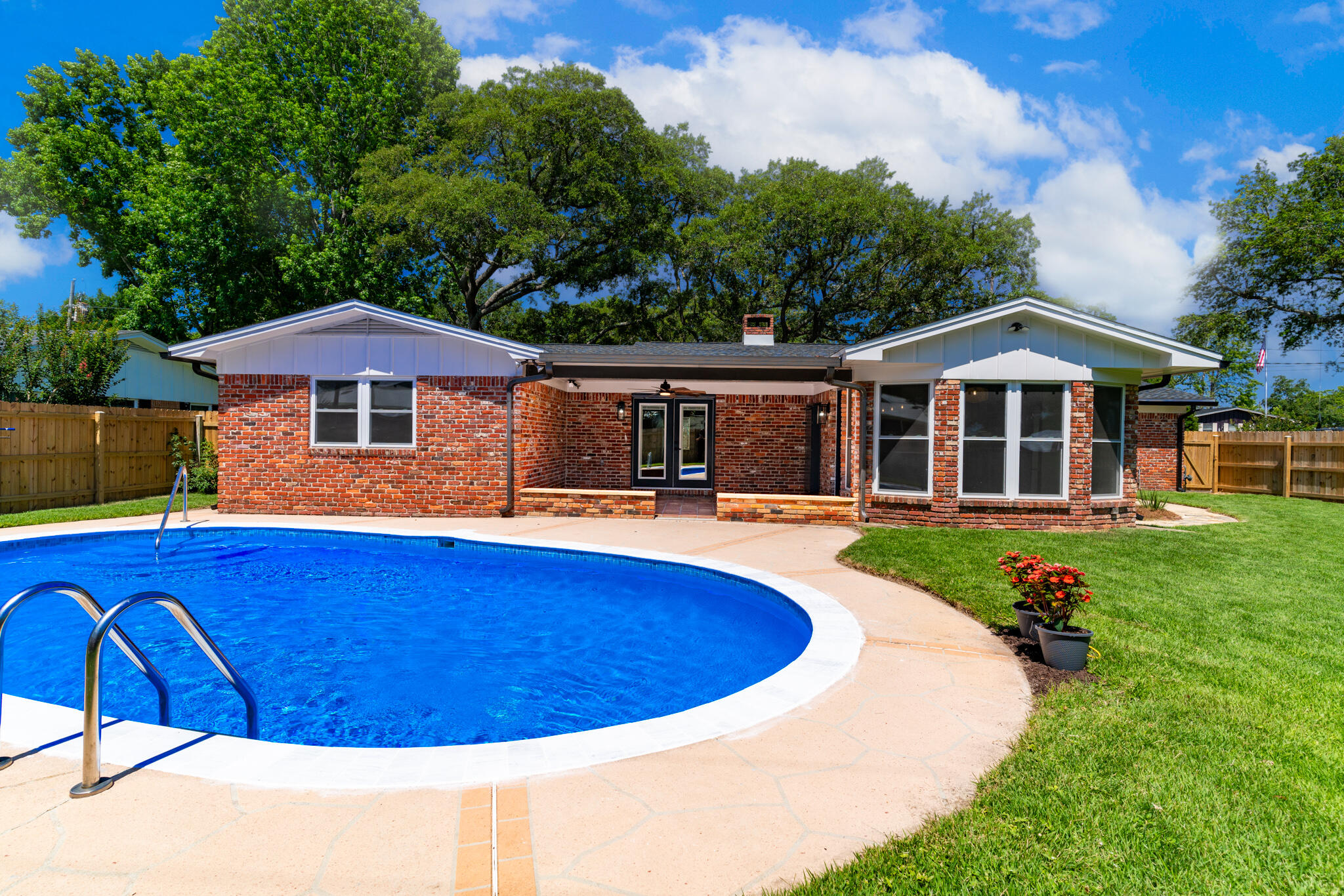 BAYOU WOODS 3RD ADDN - Residential